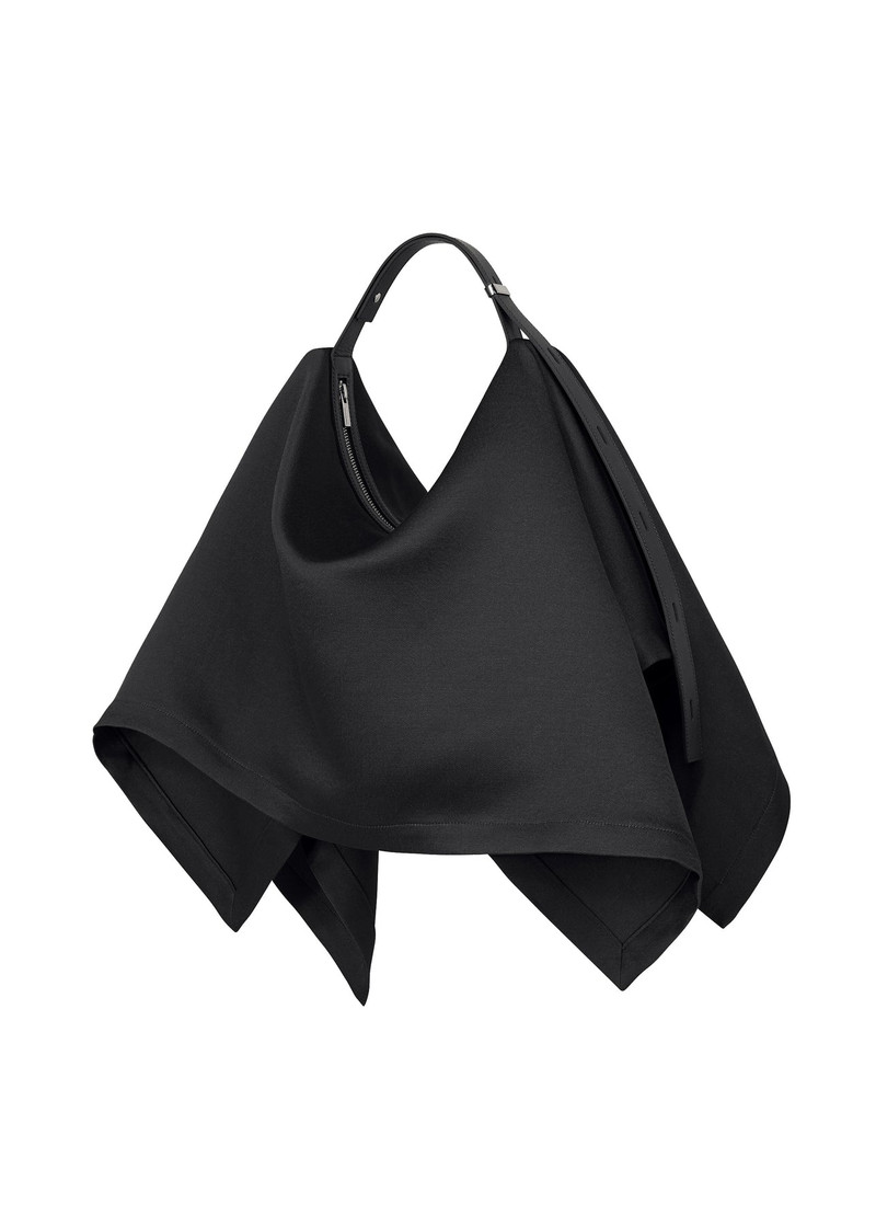 ENVELOPING SQUARE BAG 1