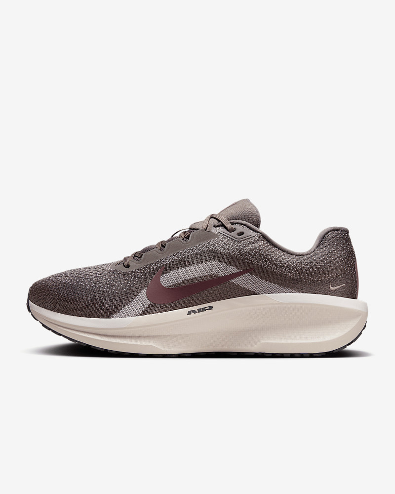 Nike Winflo 11 Men's Road Running Shoes - 1