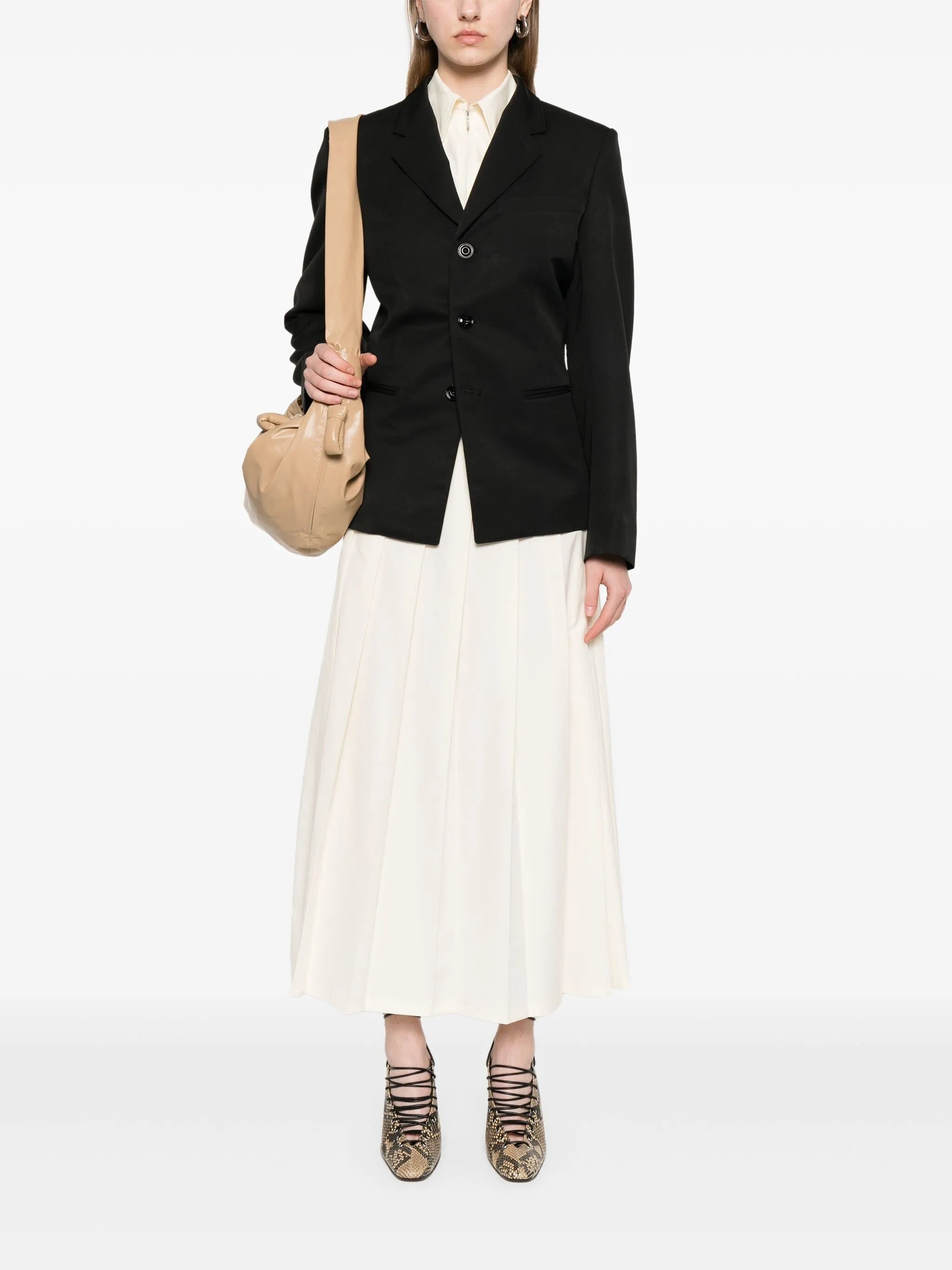 Tailored Single-breasted Blazer - 3