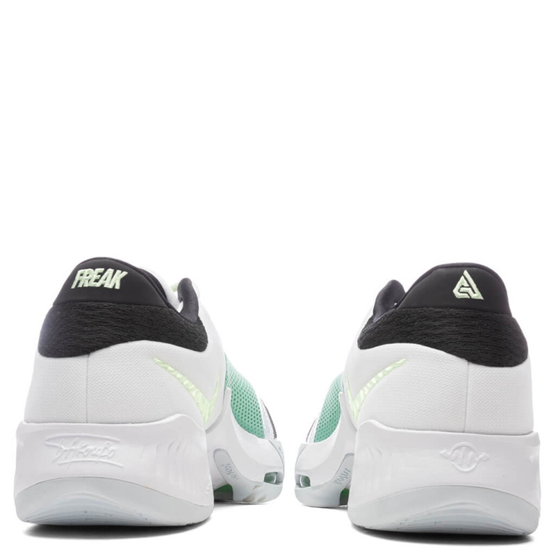 Nike 나이키 남자 Giannis Freak 4 "Greek Coastline" 농구 신발 outlook