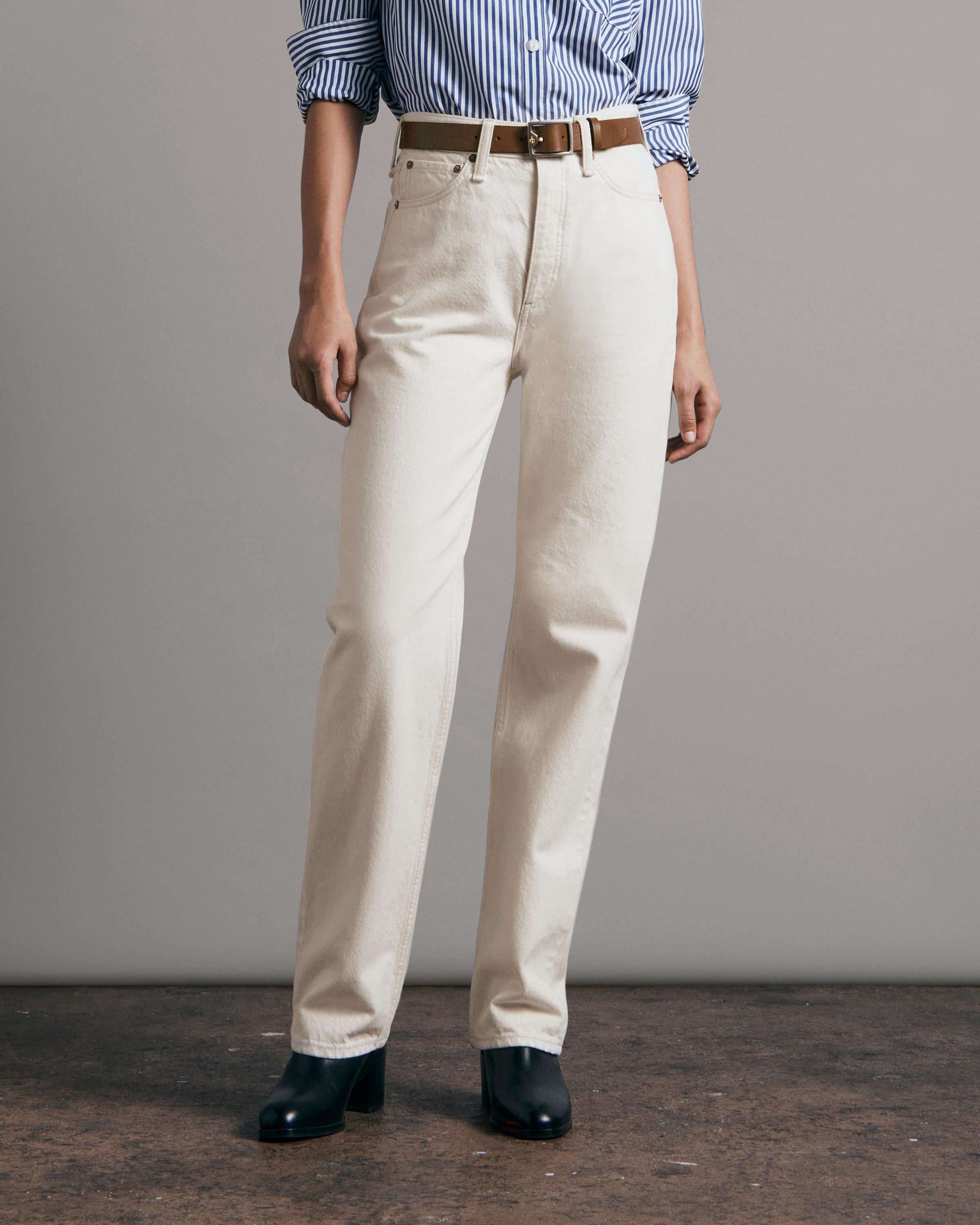 Alex High-Rise Straight - Ecru
Slim Fit Light Natural Jean - 2