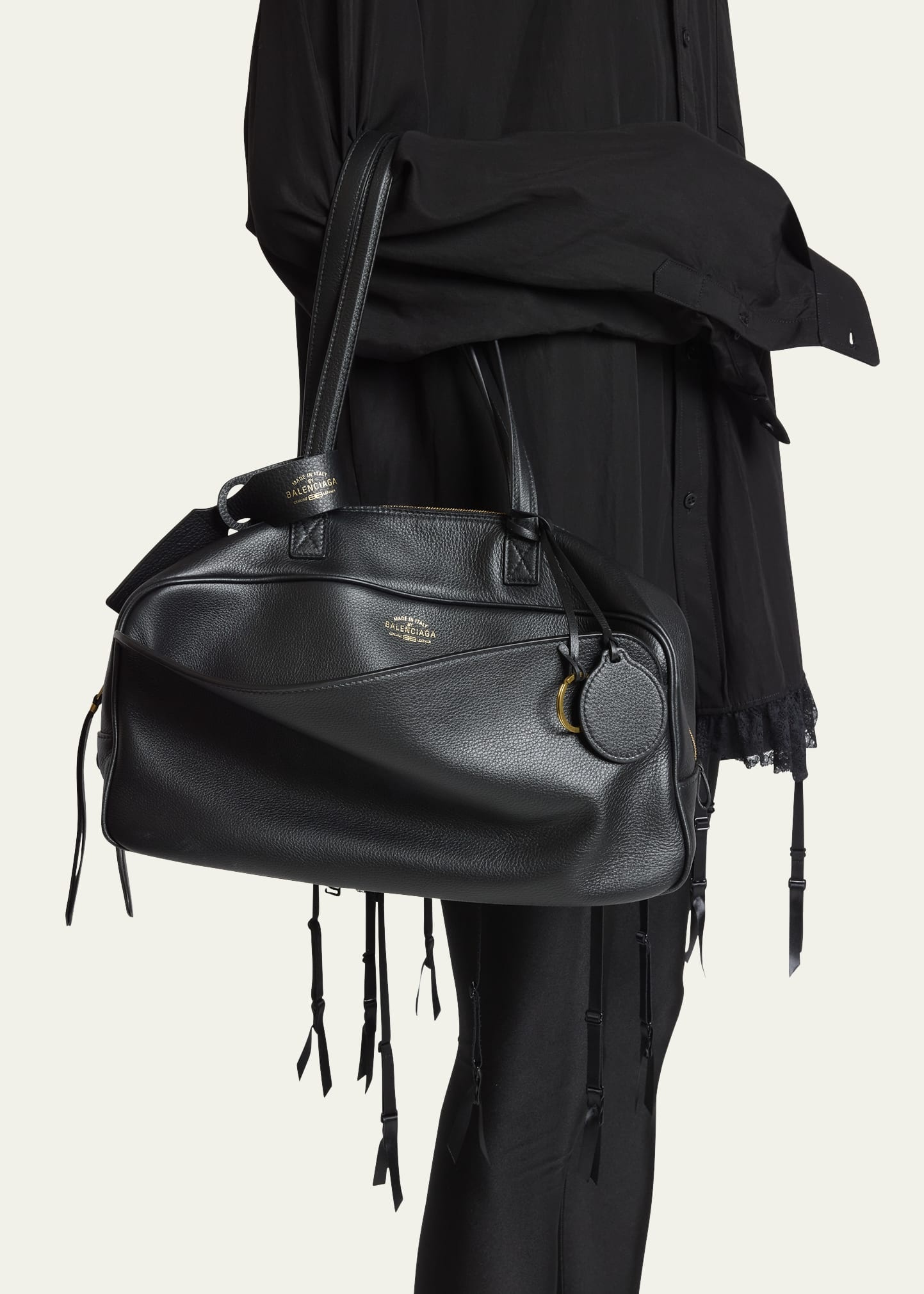 Medium Zip Leather Shoulder Bag - 2