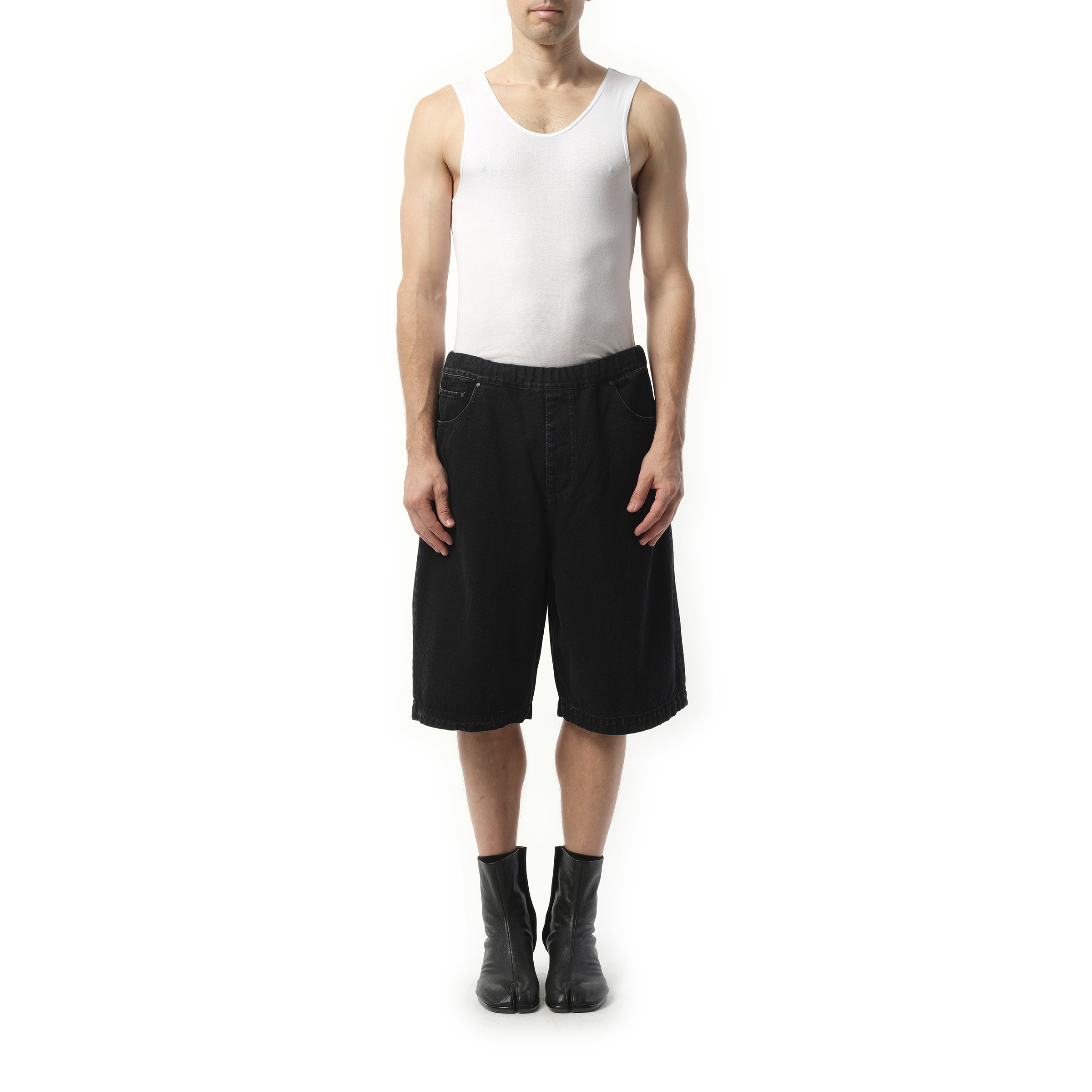 Spar Shorts in Magnetite - 4