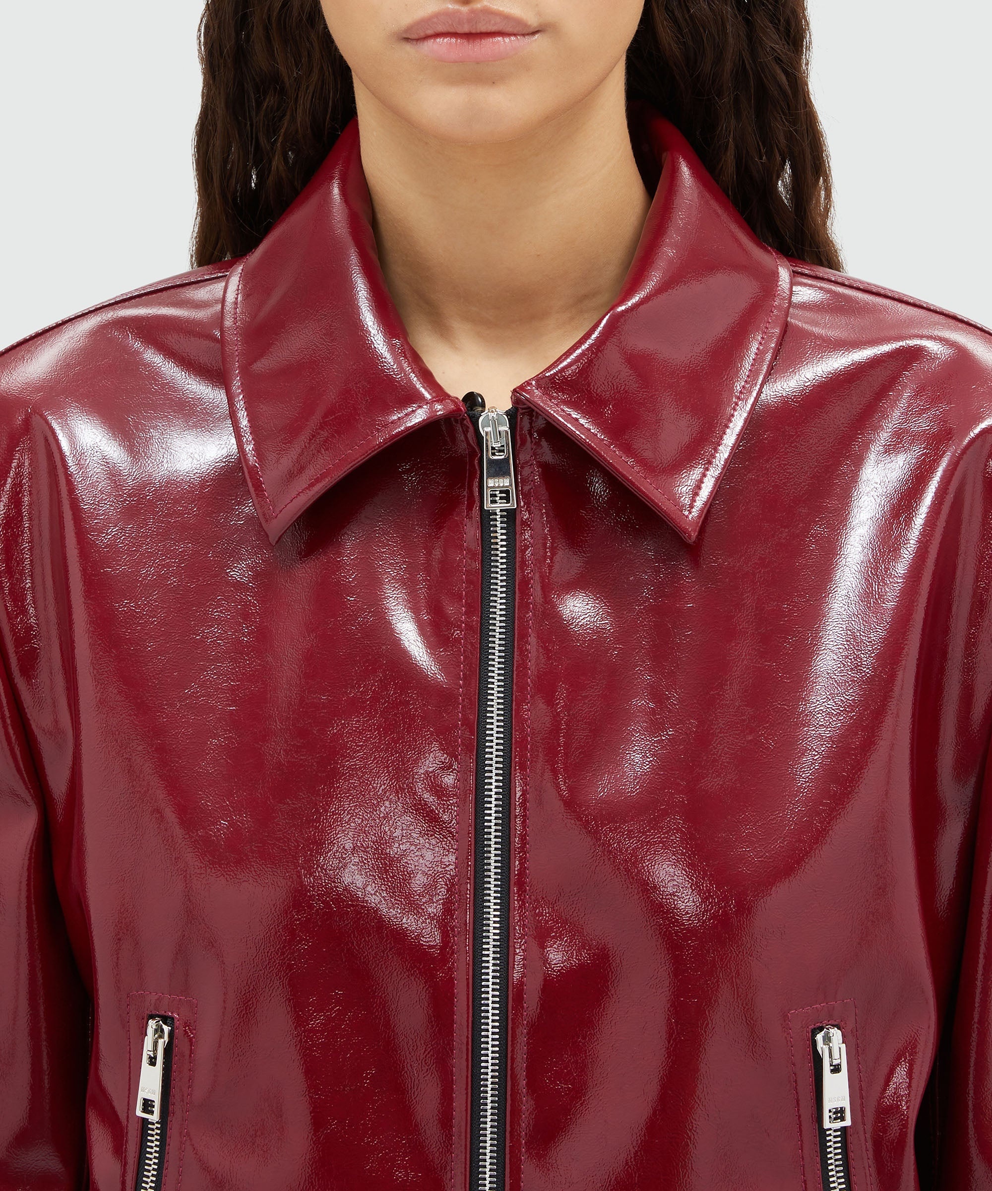 Patent leather jacket with removable faux-fur collar - 5