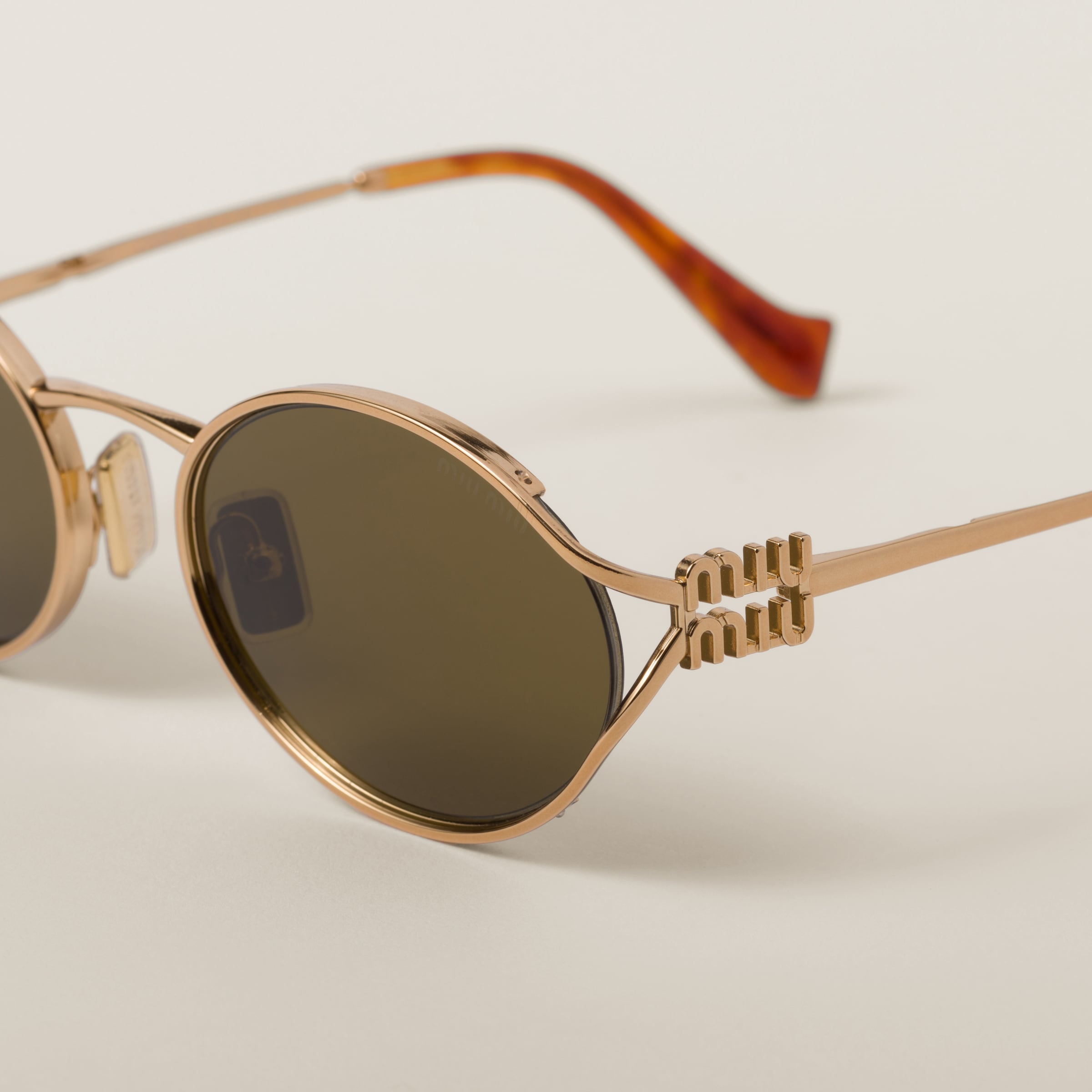 サングラス MiuMiu 'Miu Miu Logo' sunglasses Loden Lenses Miu Miu Logo Sunglasses | Miu Miu
