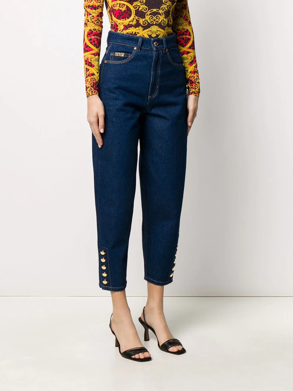 cropped button hem jeans - 3