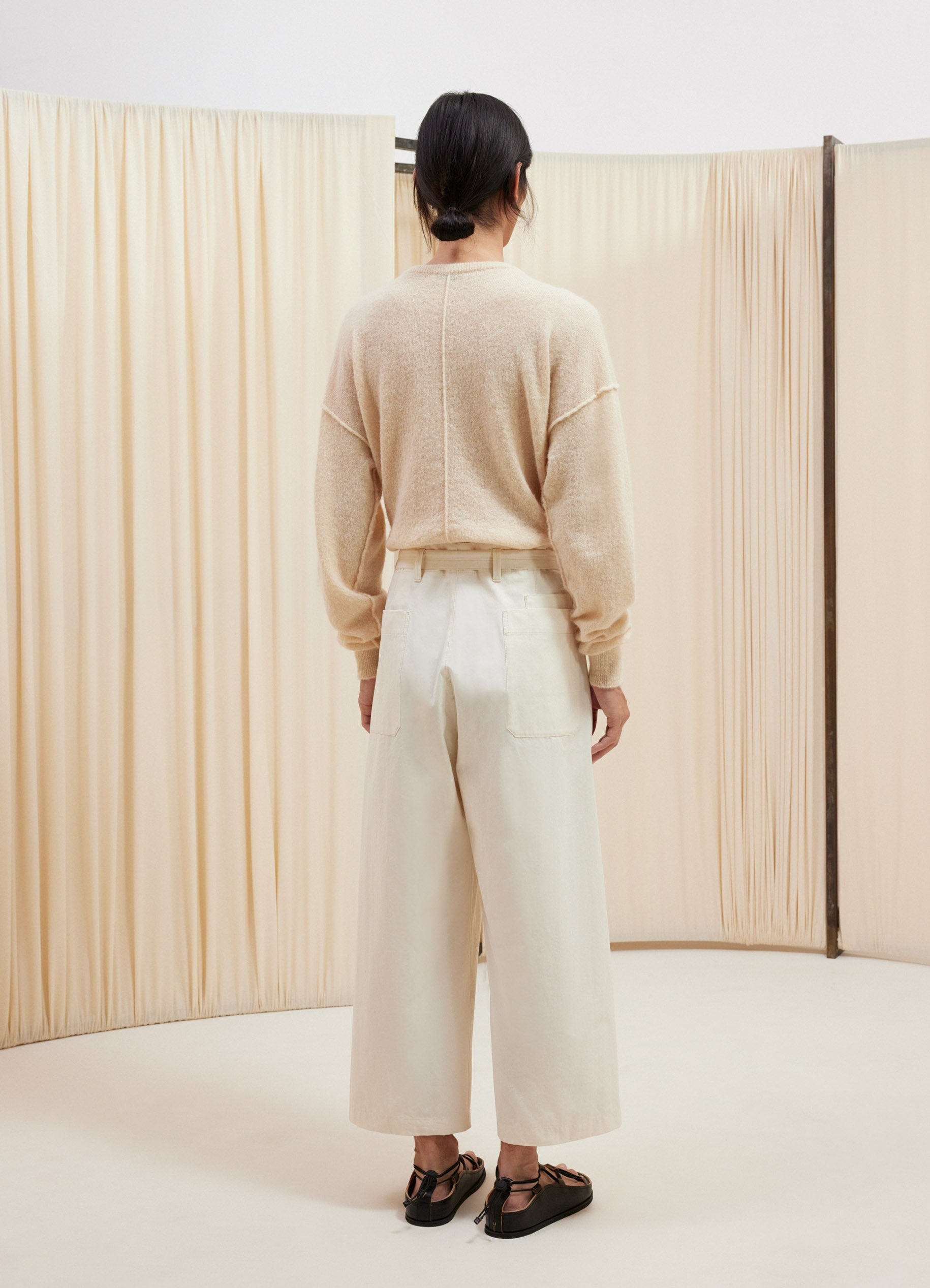 SEAMLESS BELTED PANTS - 4
