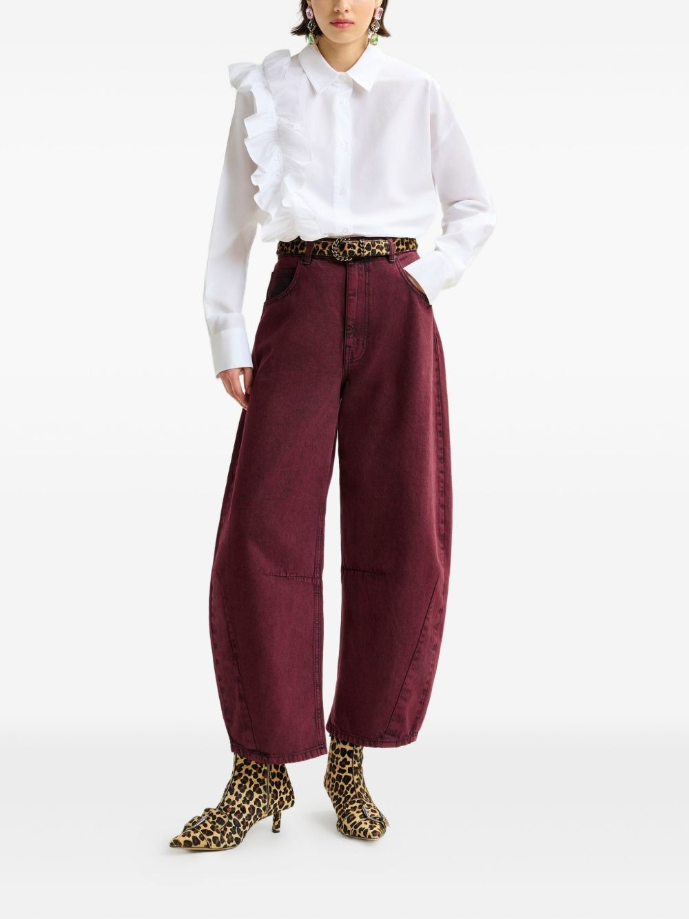 Impressive twisted-seam jeans - 2