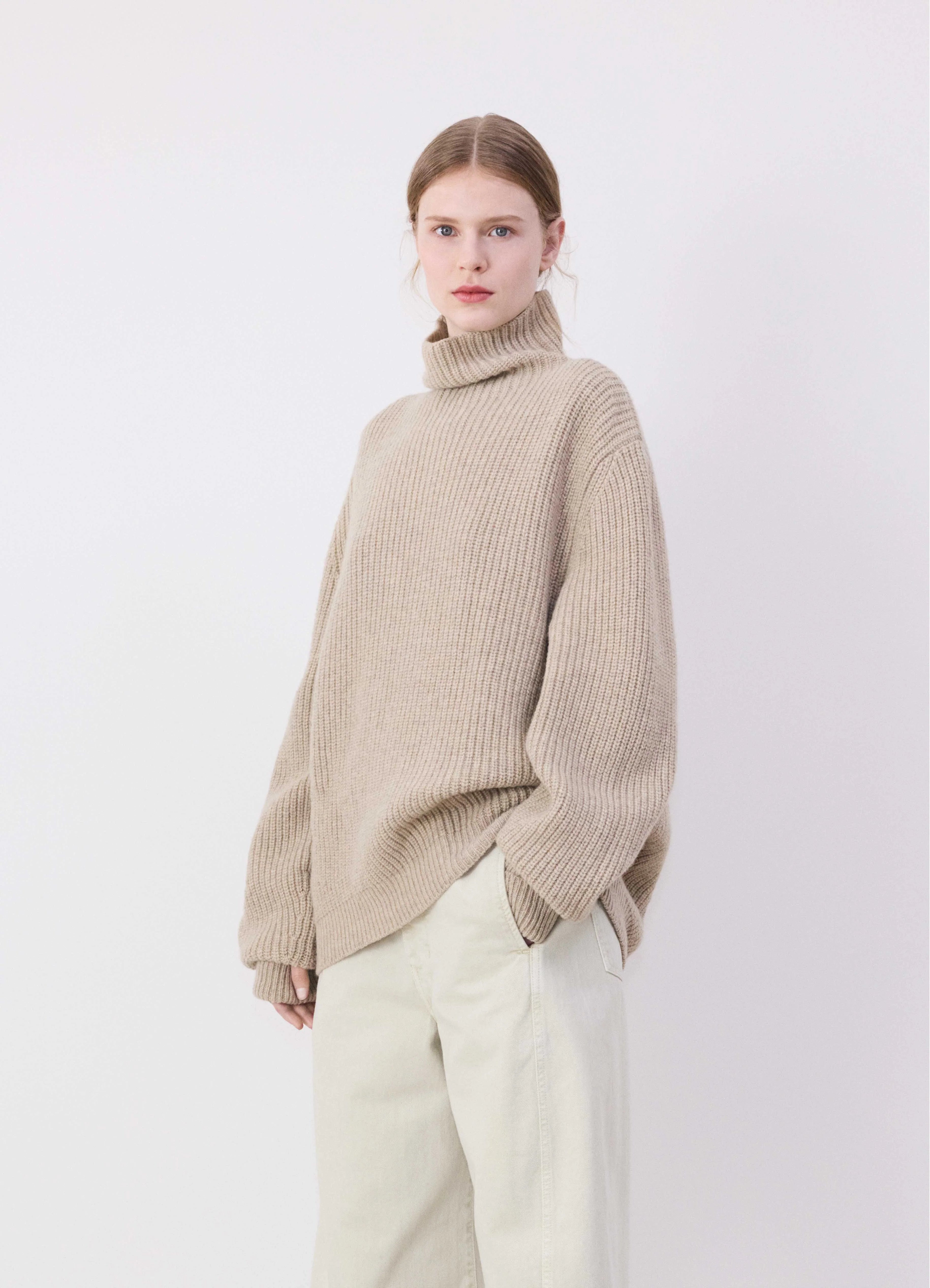 HIGH NECK JUMPER - 4