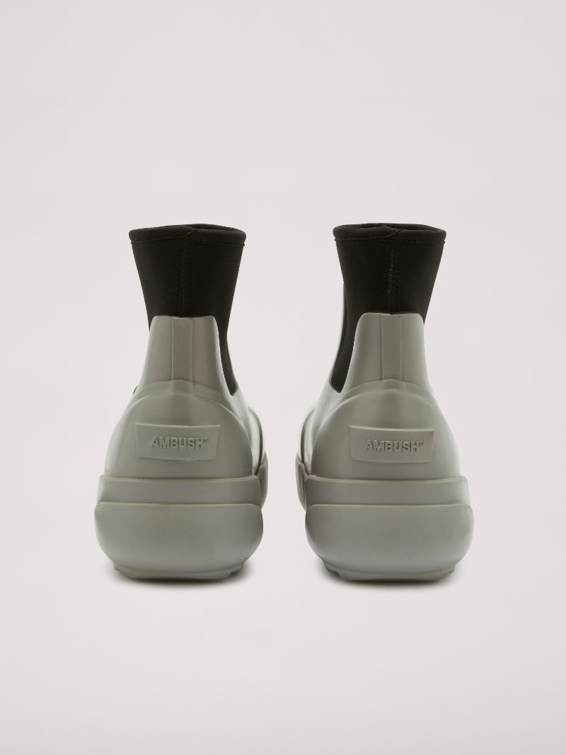 RUBBER BOOT 4