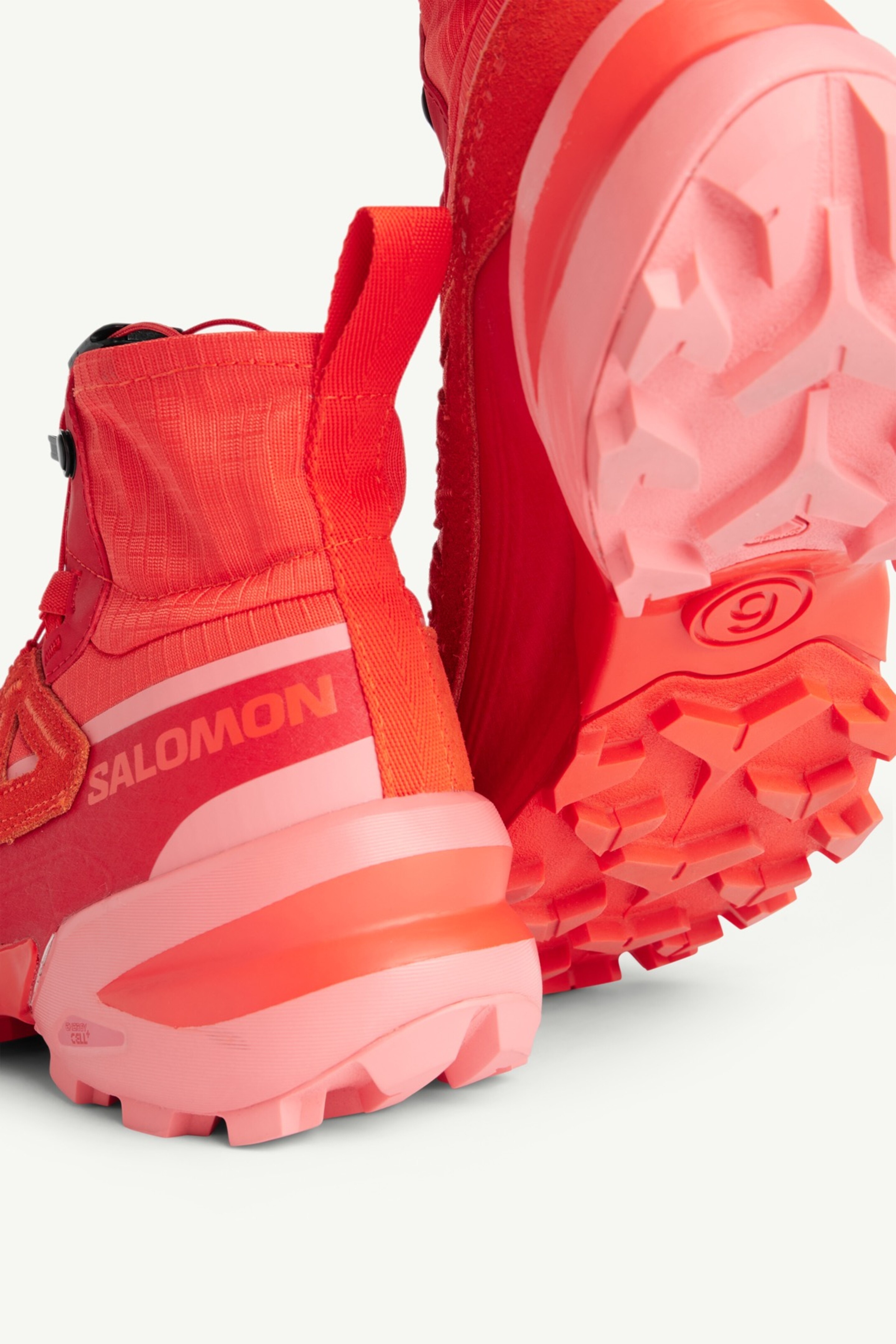 トレッキングシューズCROSS HIGH☆MM6 Maison MargielaxSalomon Salomon Cross High MM6 Maison Margiela Fiery Red