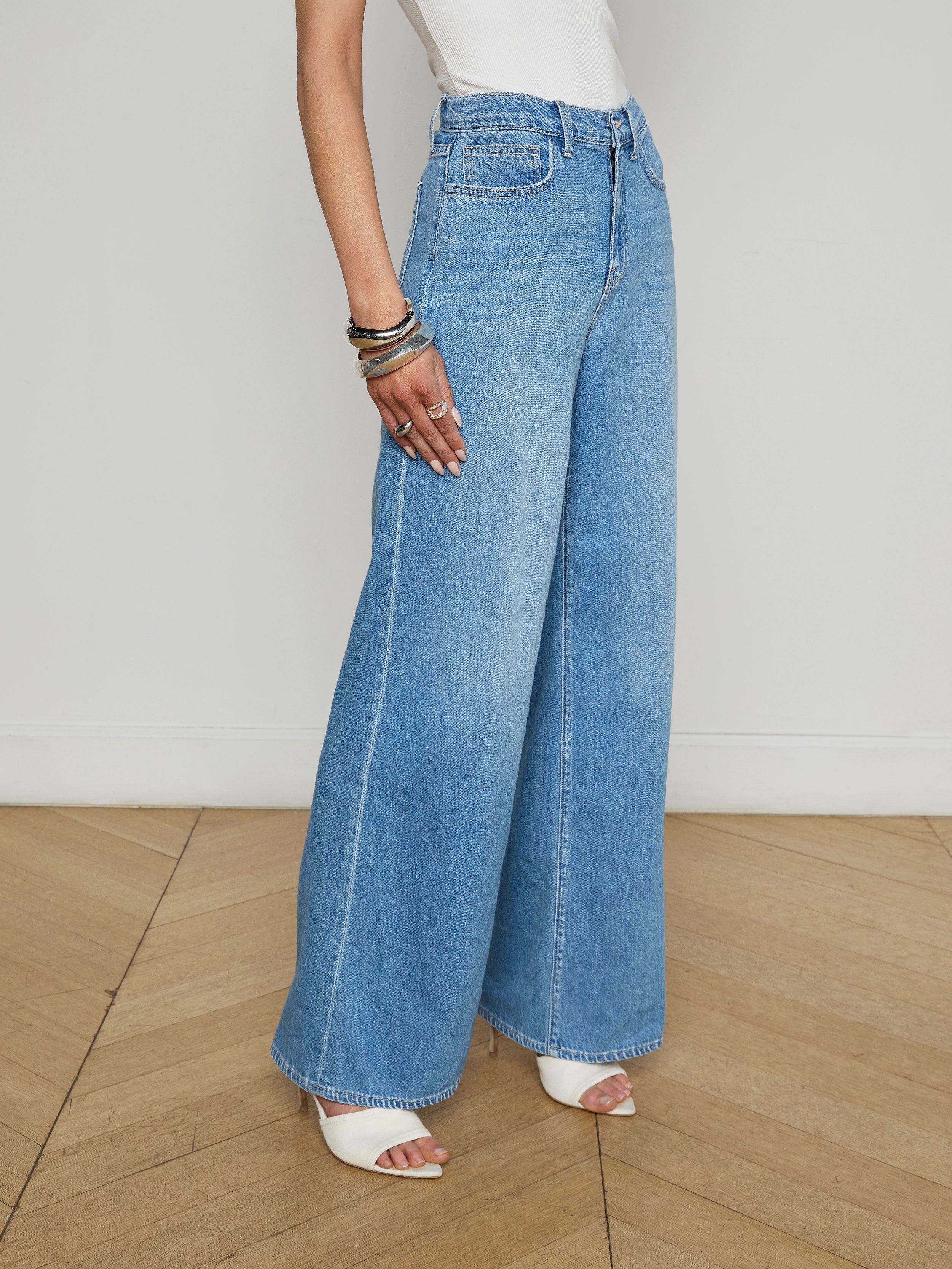Alicent Wide-Leg Jean - 4
