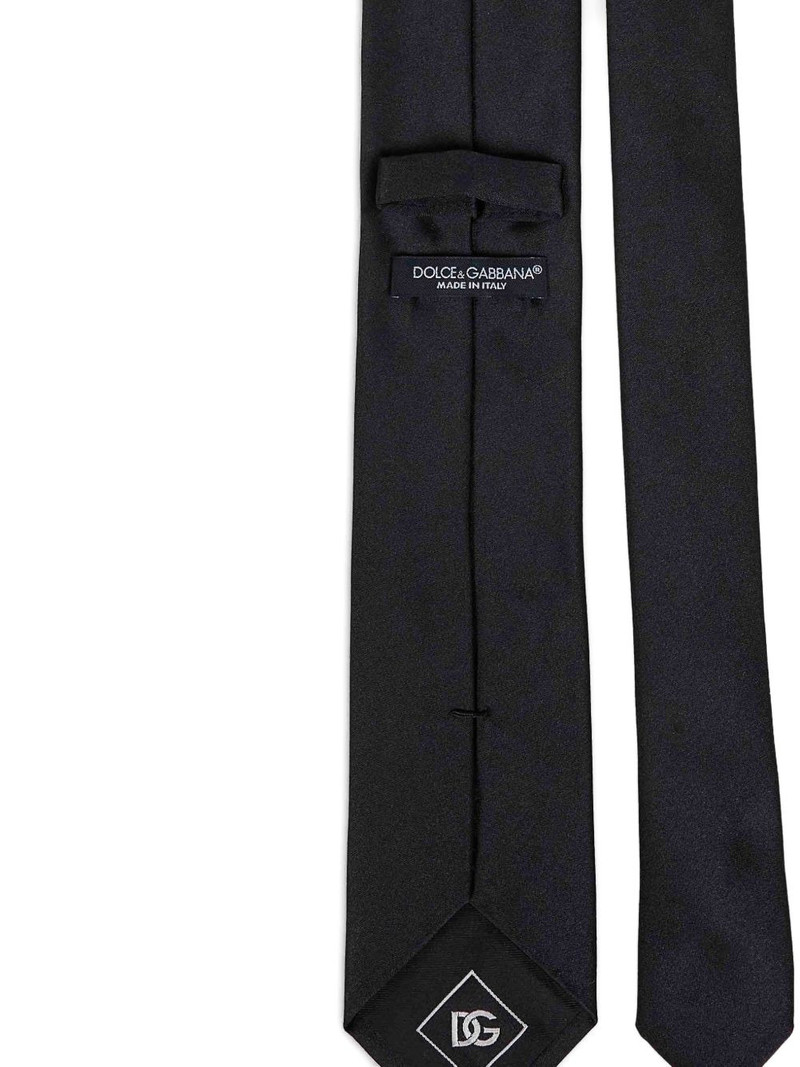 Dolce & Gabbana black tie outlook