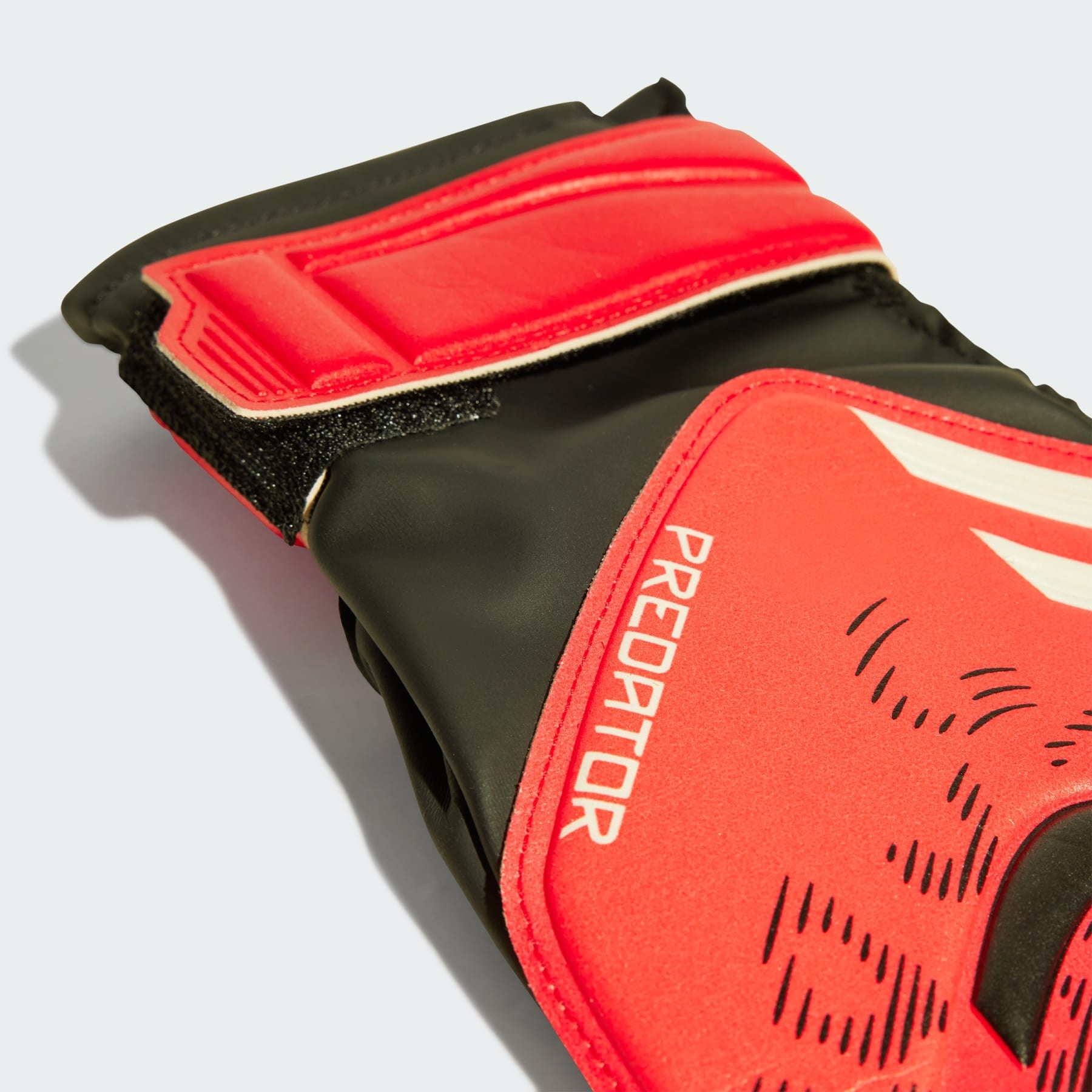 Predator Pro Goalkeeper Gloves - 3