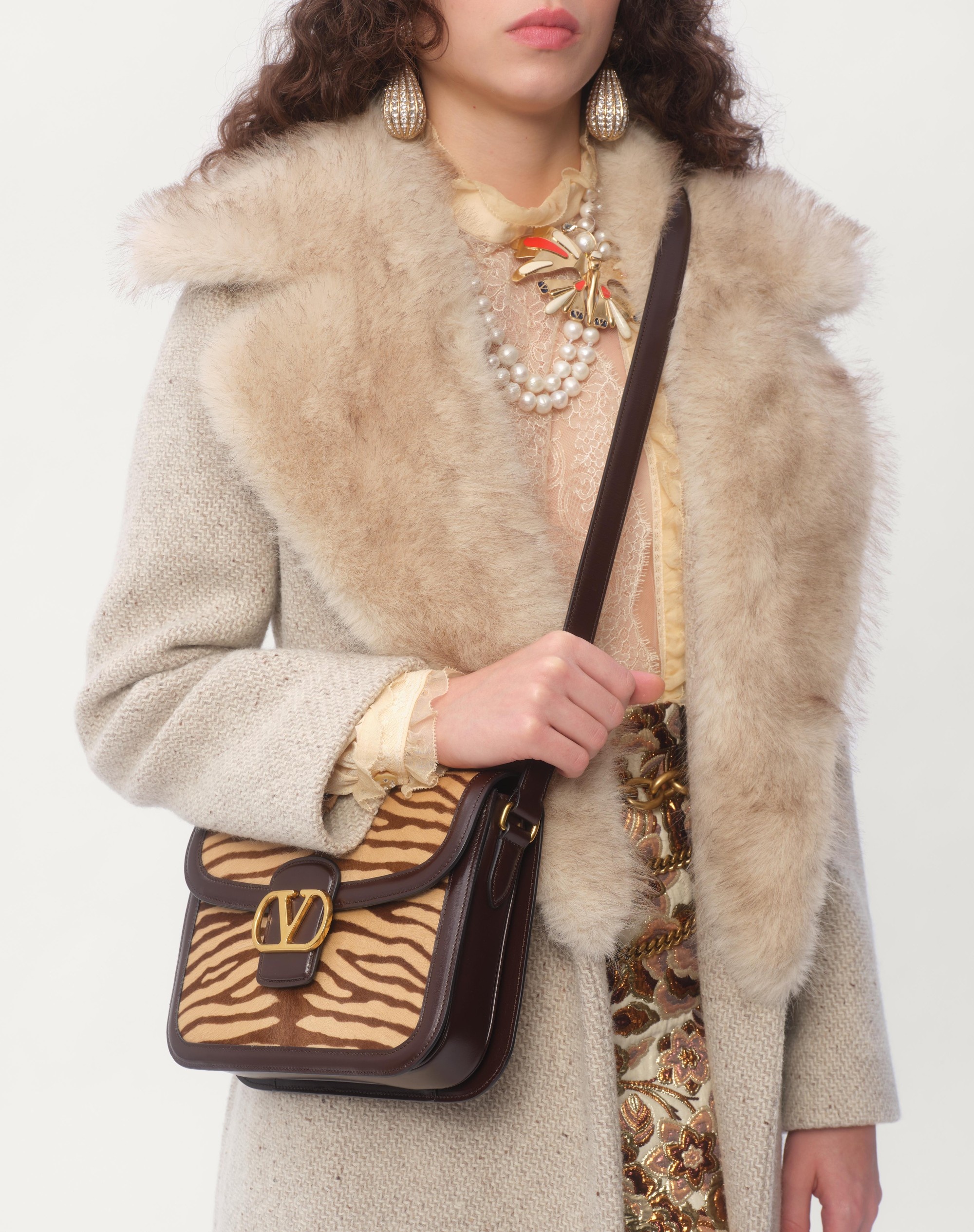 VALENTINO GARAVANI 9TO5 SHOULDER BAG IN ANIMALIER PONY EFFECT CALFSKIN - 2