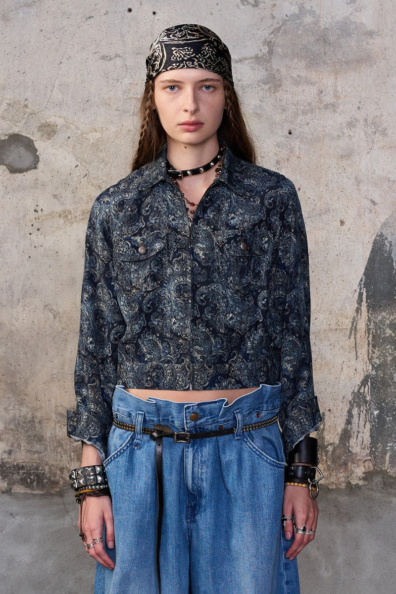CROPPED SHRUNKEN ZIP-UP 4