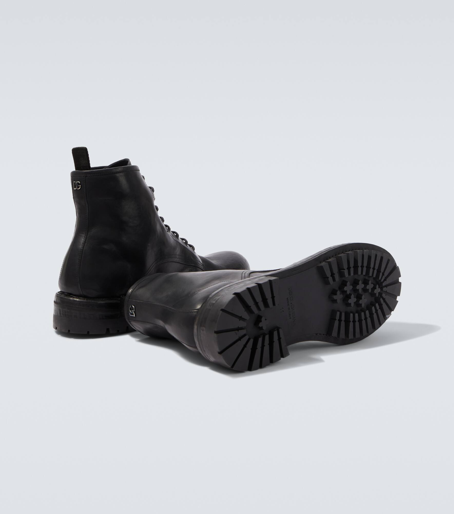 Leather lace-up boots - 7