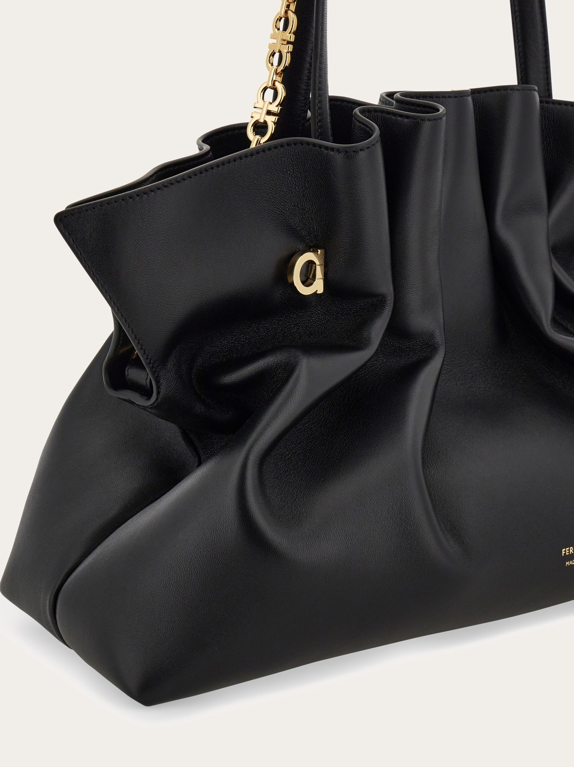 Soft shoulder bag (L) - 8