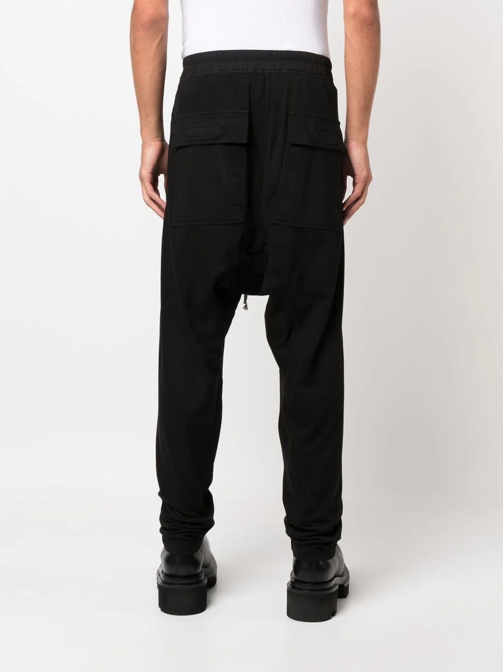 drawstring-waist drop-crotch trousers - 4