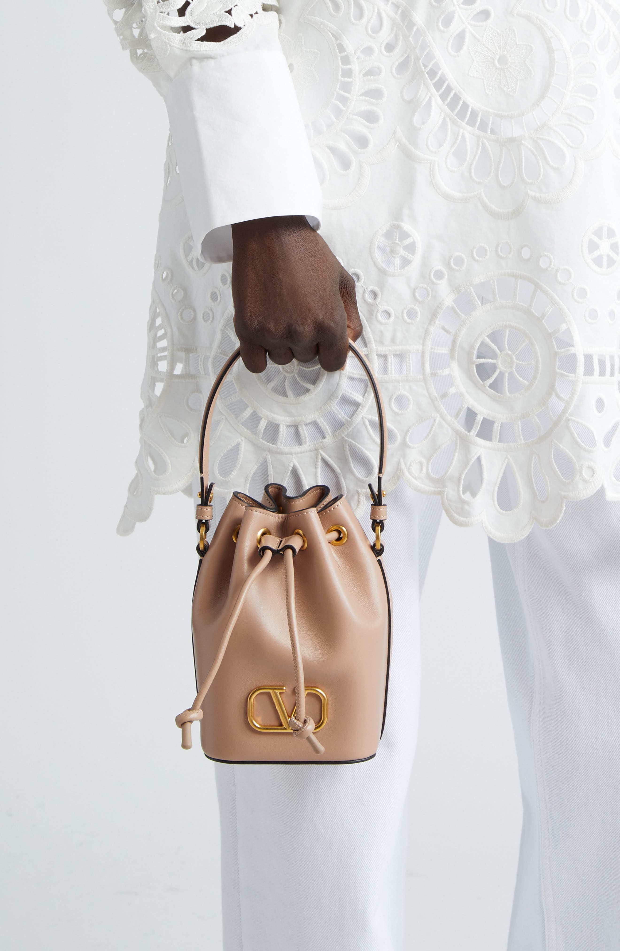 Mini VLOGO Signature Leather Bucket Bag - 3