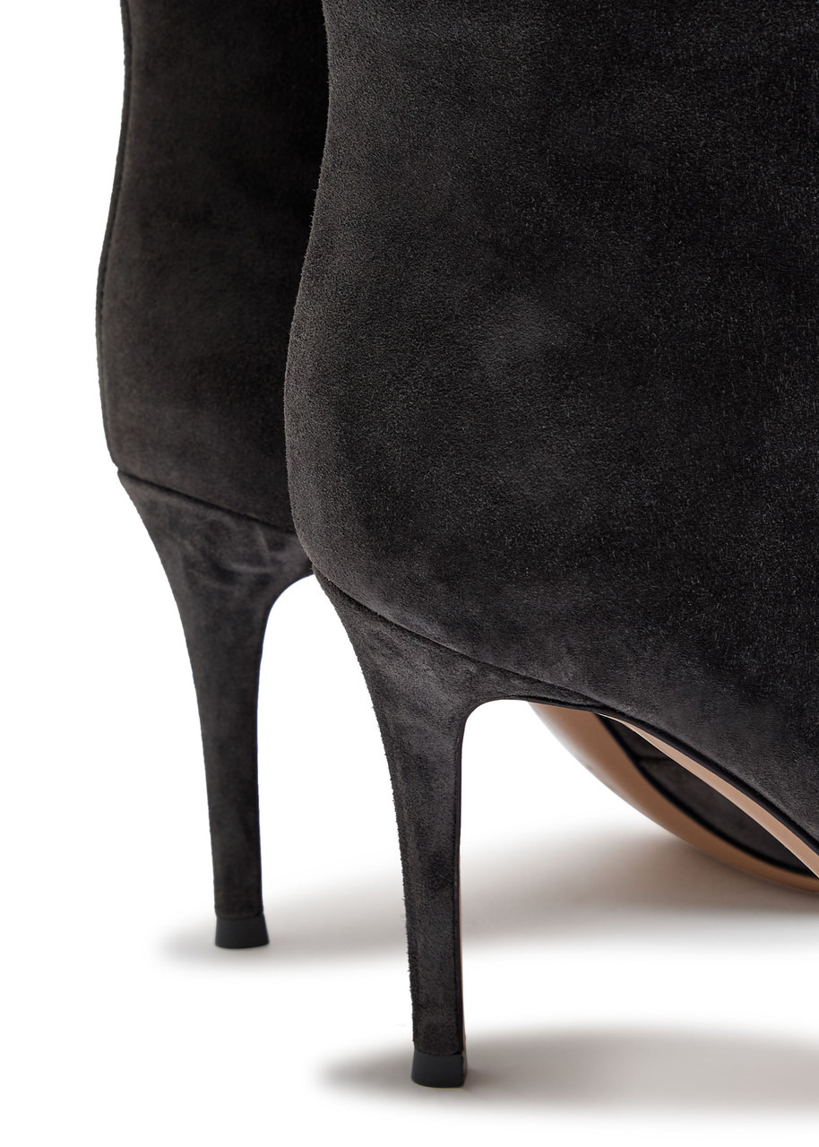 Gianvito Rossi Hansen Suede Over-the-knee Boots - 4