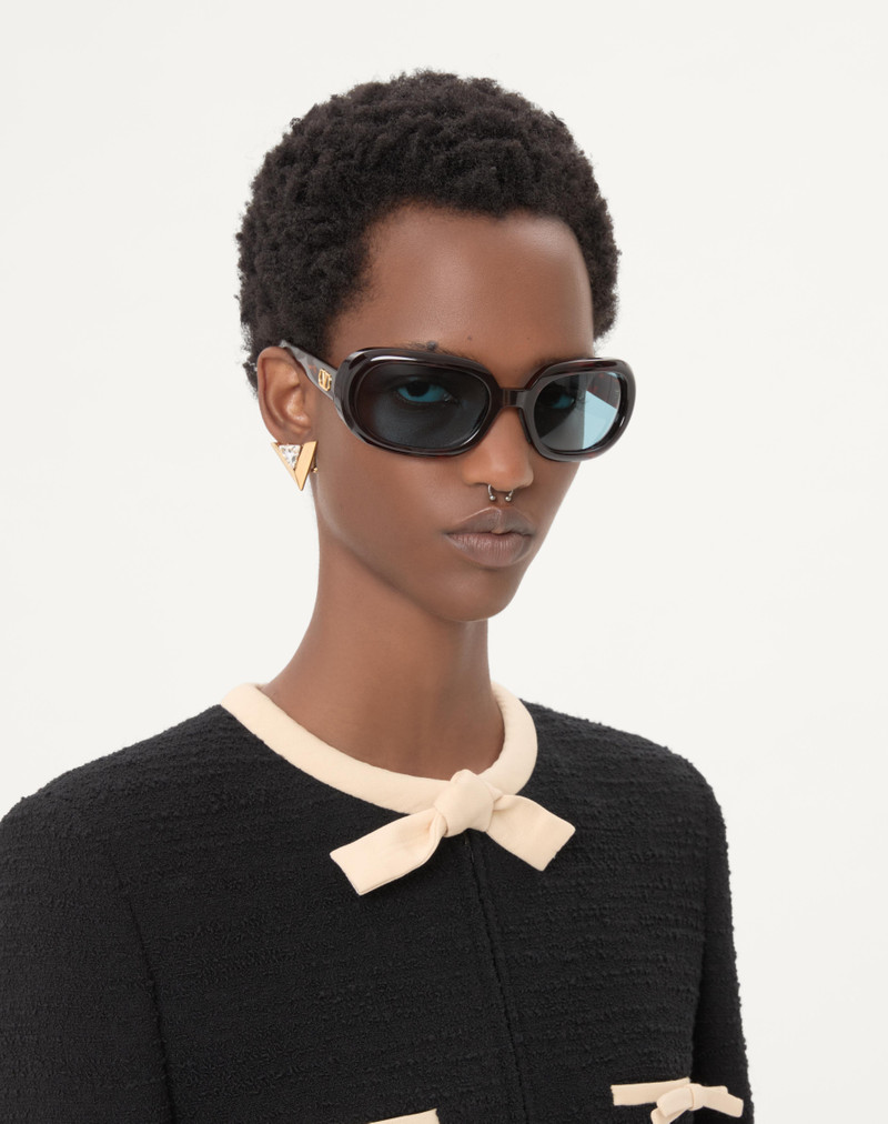 Valentino JE LES V METAL AND CRYSTAL EARRINGS outlook