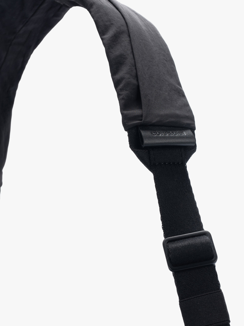 ORNE OTRA GATHERED - BLACK 5