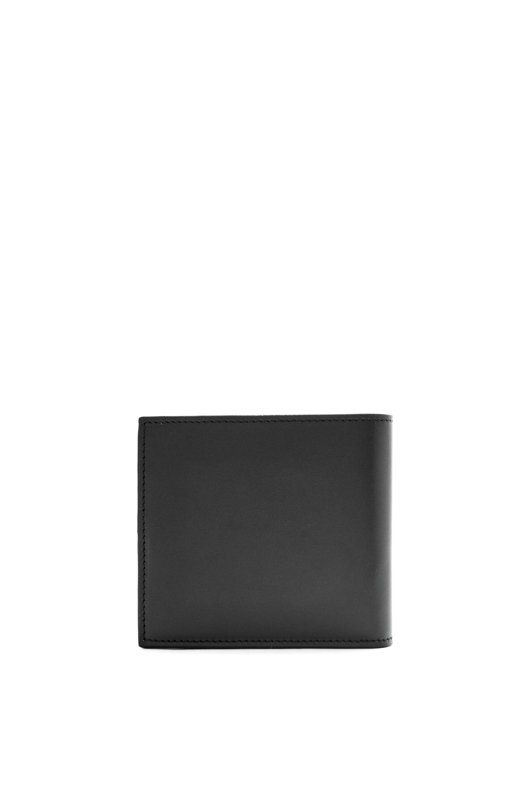 Bifold wallet in satin calfskin - 4