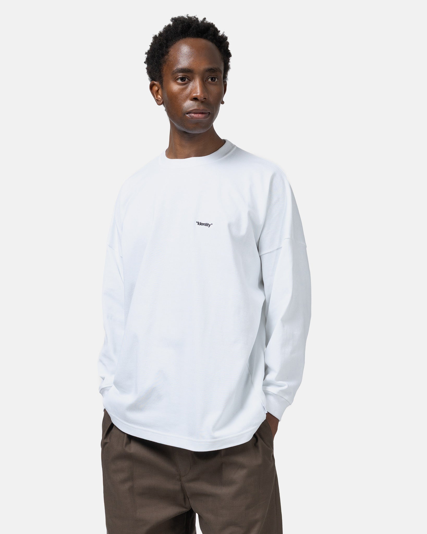 トップス WTAPS IDENTITY / LS / COTTON White L WTAPS Identity / LS / Cotton White | REVERSIBLE