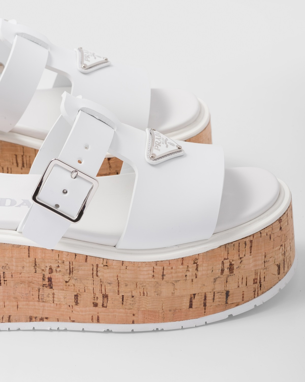 Rubber wedge platform sandals - 6