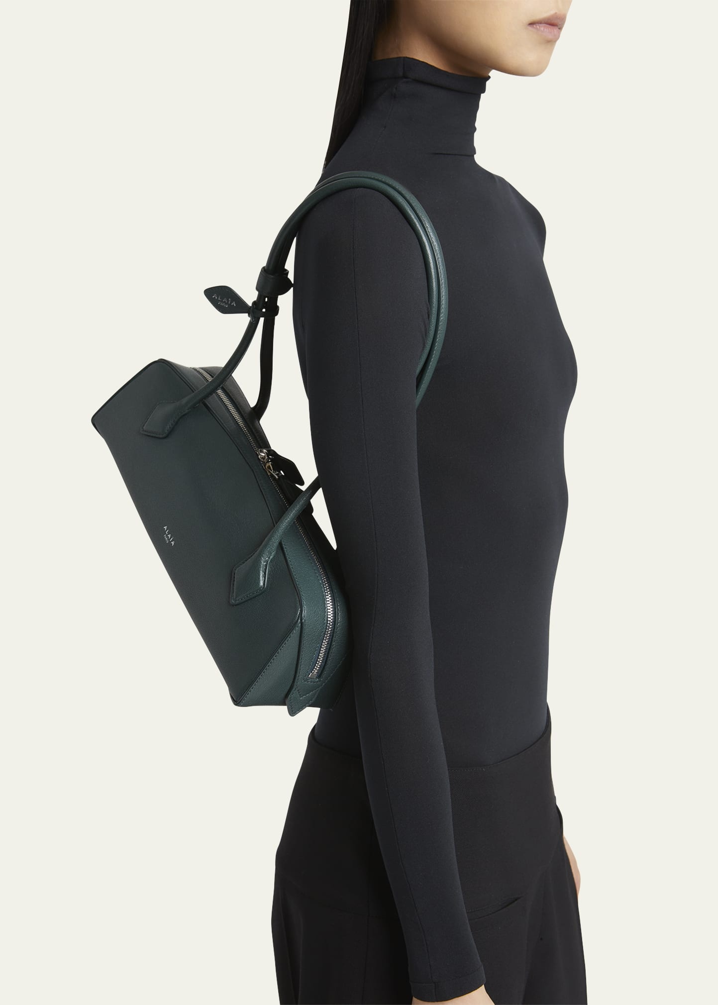 Le Teckel Medium Shoulder Bag in Goatskin - 2