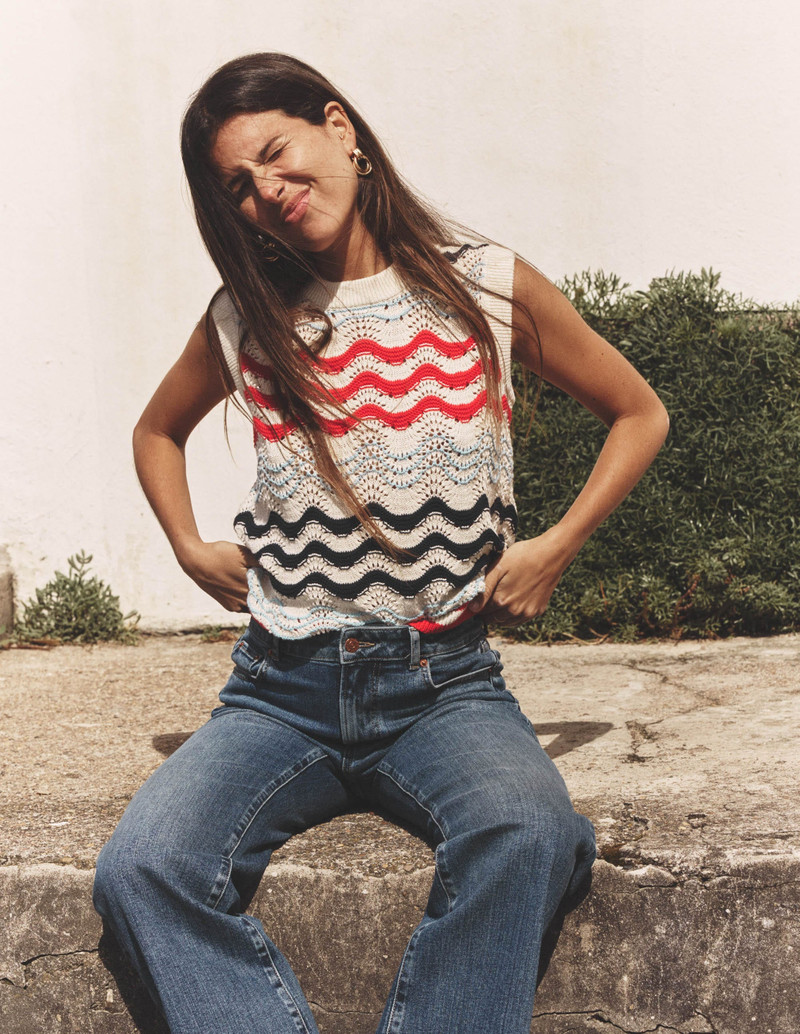 Cotton Wave Sweater Vest-Navy/ Red Textured Wave 7