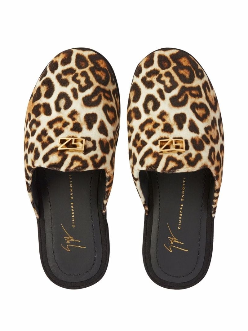 leopard-print slip-on slippers - 7