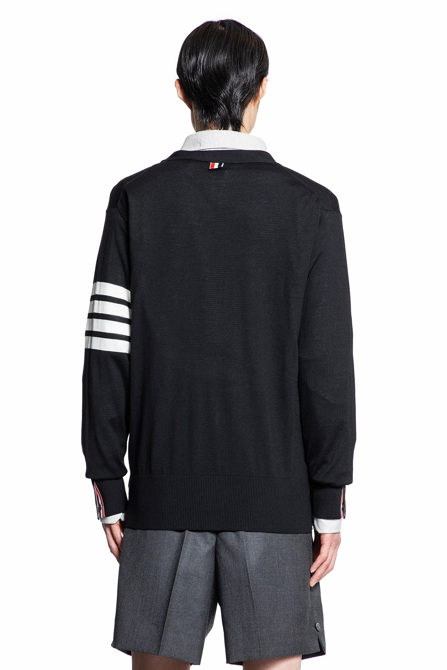 Wool-Classic-V-Neck-Cardigan - 3