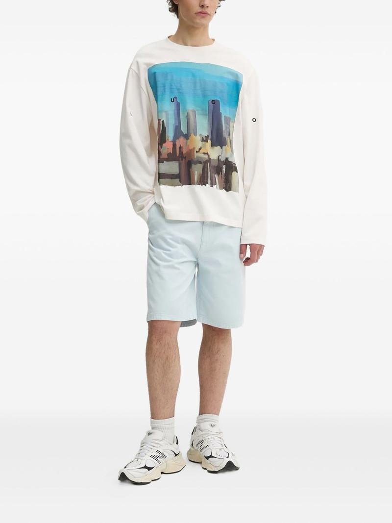 HUGO cityscape long-sleeved T-shirt outlook