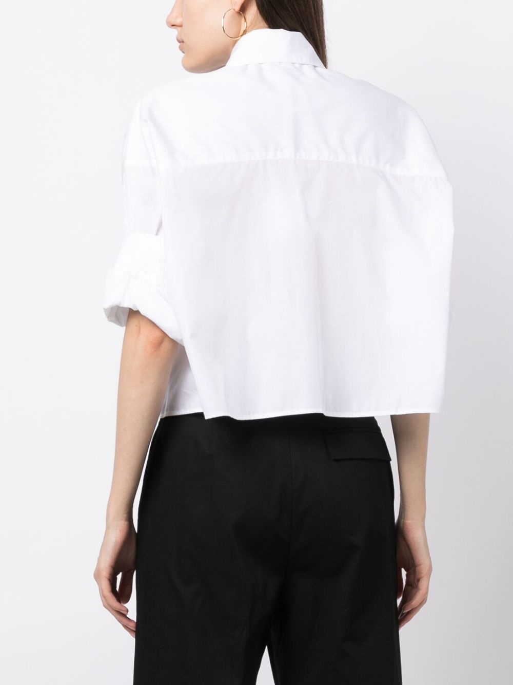 folded-sleeve cropped cotton shirt - 4