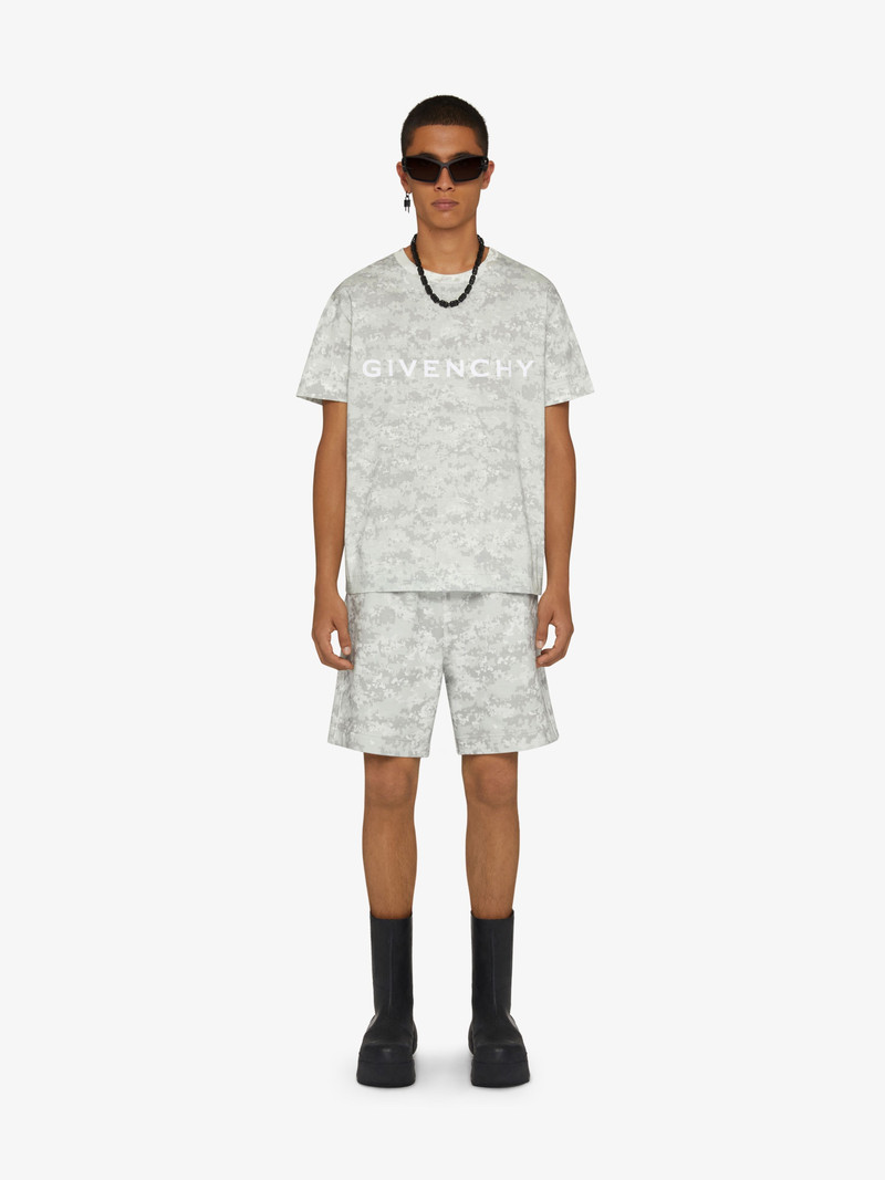 Givenchy GIVENCHY STRAIGHT FIT T-SHIRT IN COTTON outlook
