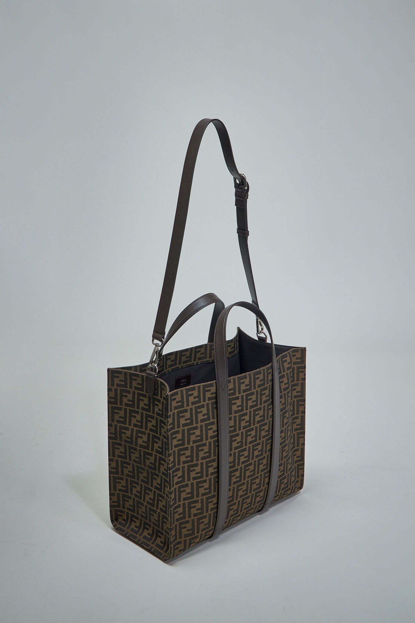 【FENDI】FF jacquard fabric bag ショッパー 在庫確認ください FENDI FF jacquard-motif Tote Bag | Brown | FARFETCH