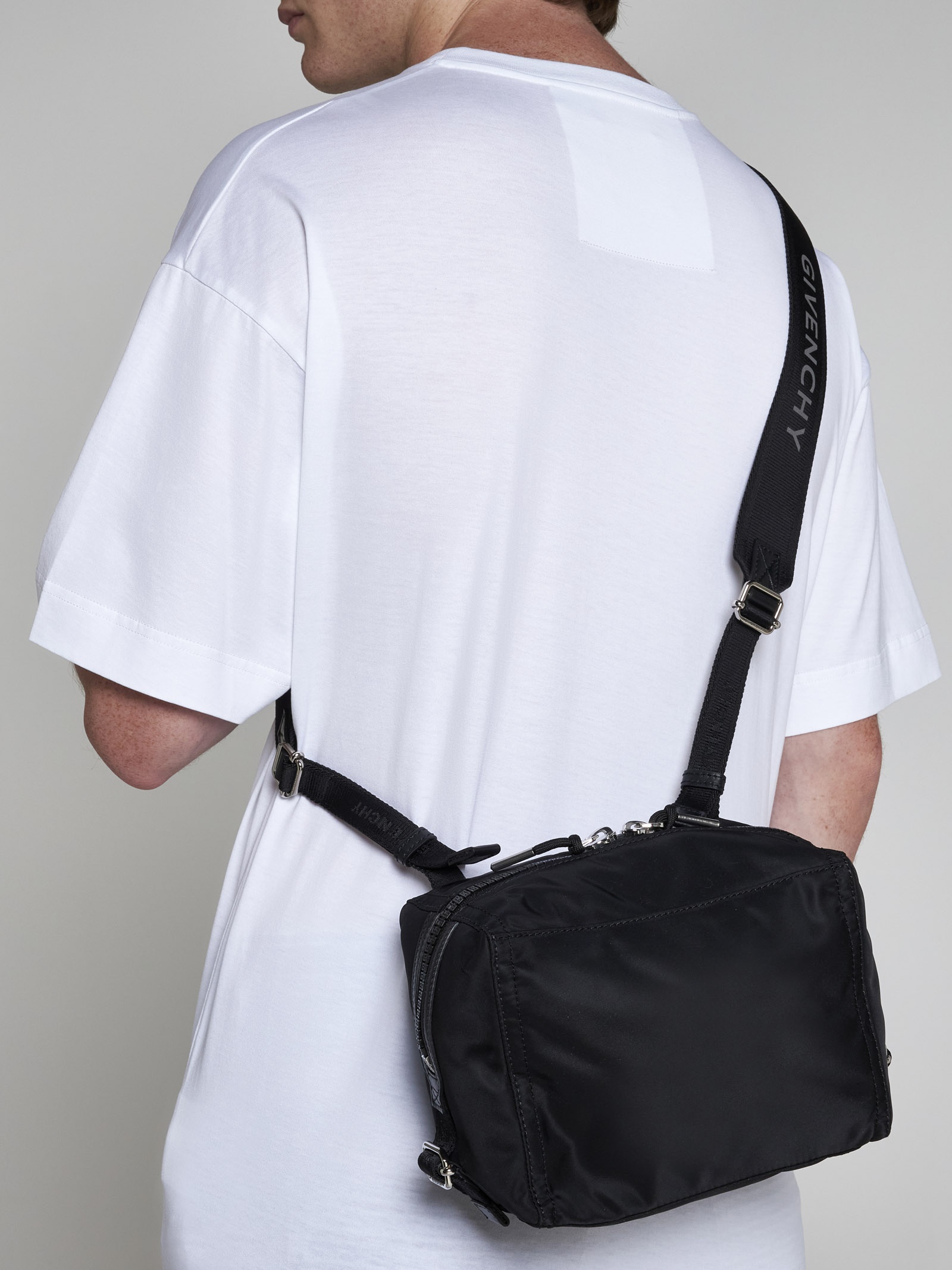 送関込★GIVENCHY★パンドラ クロスバック★ブラック Givenchy Black Leather Mini Pandora Box Crossbody Bag