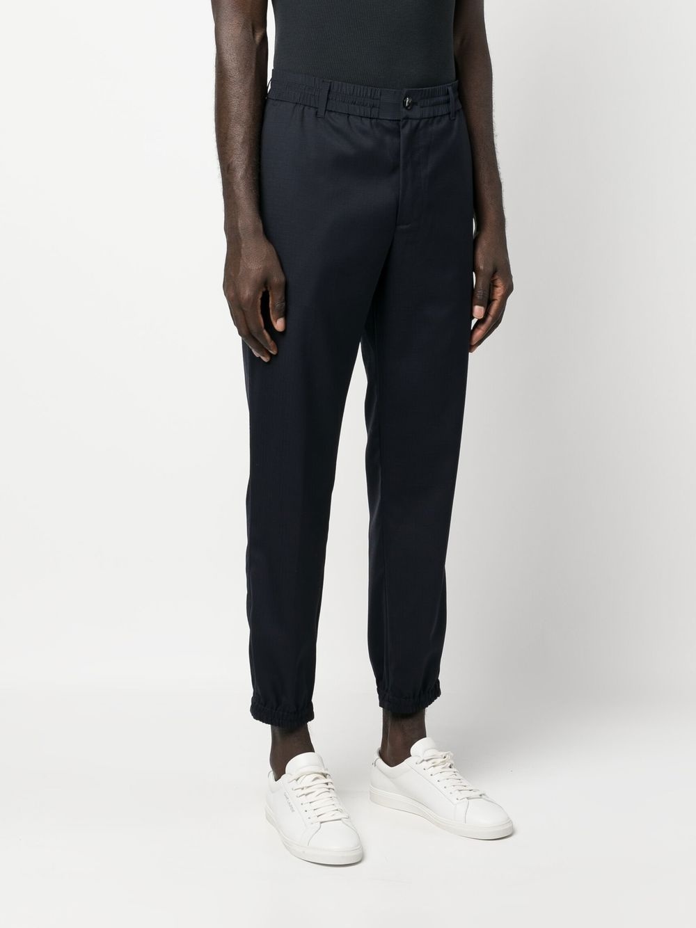 elasticated-waistband tapered trousers - 3