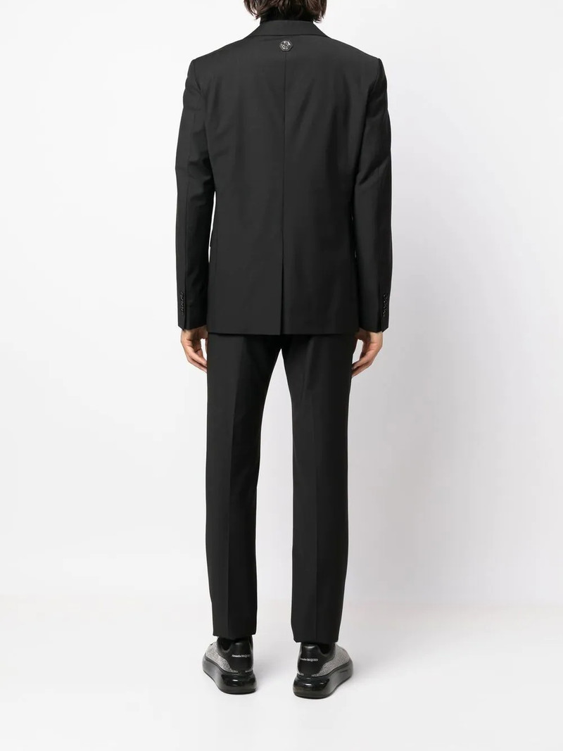 single-breasted two-piece suit 4