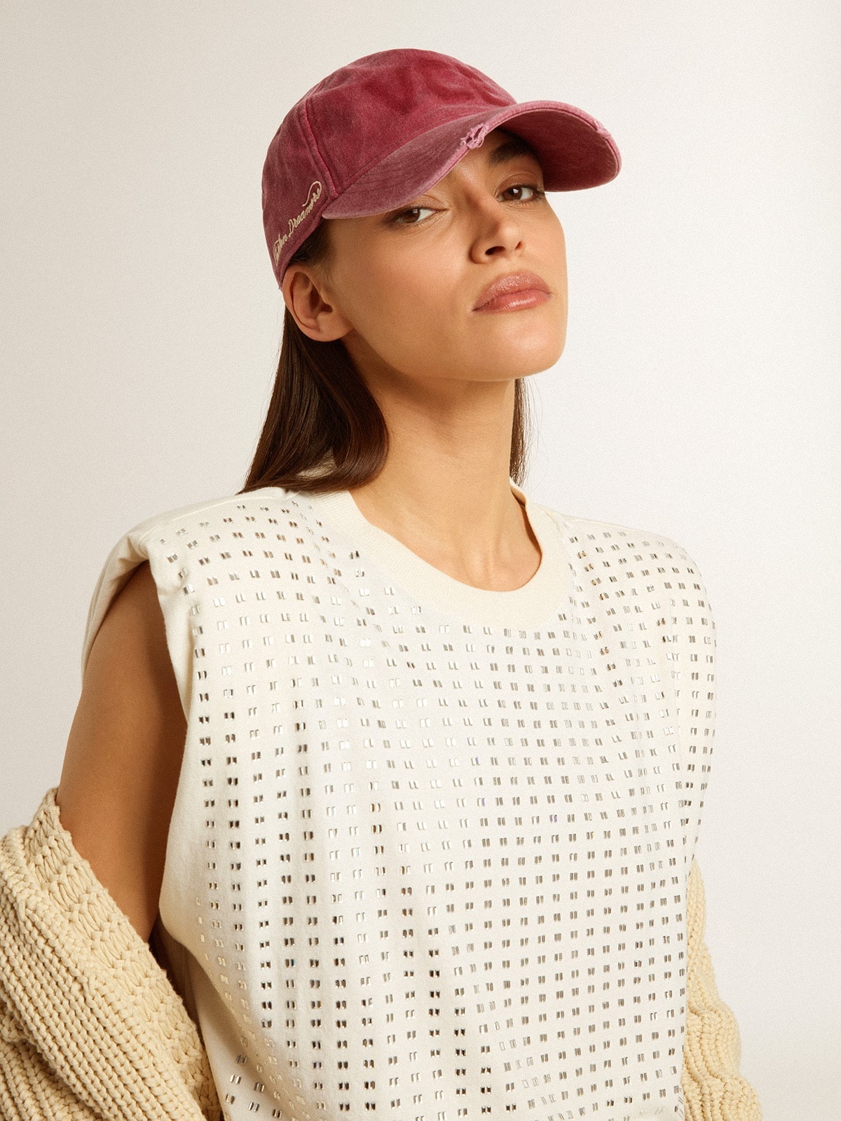 Cotton baseball cap with a lived-in finish - 3