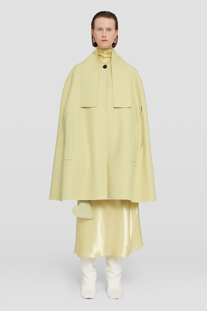 Jil Sander Cape outlook