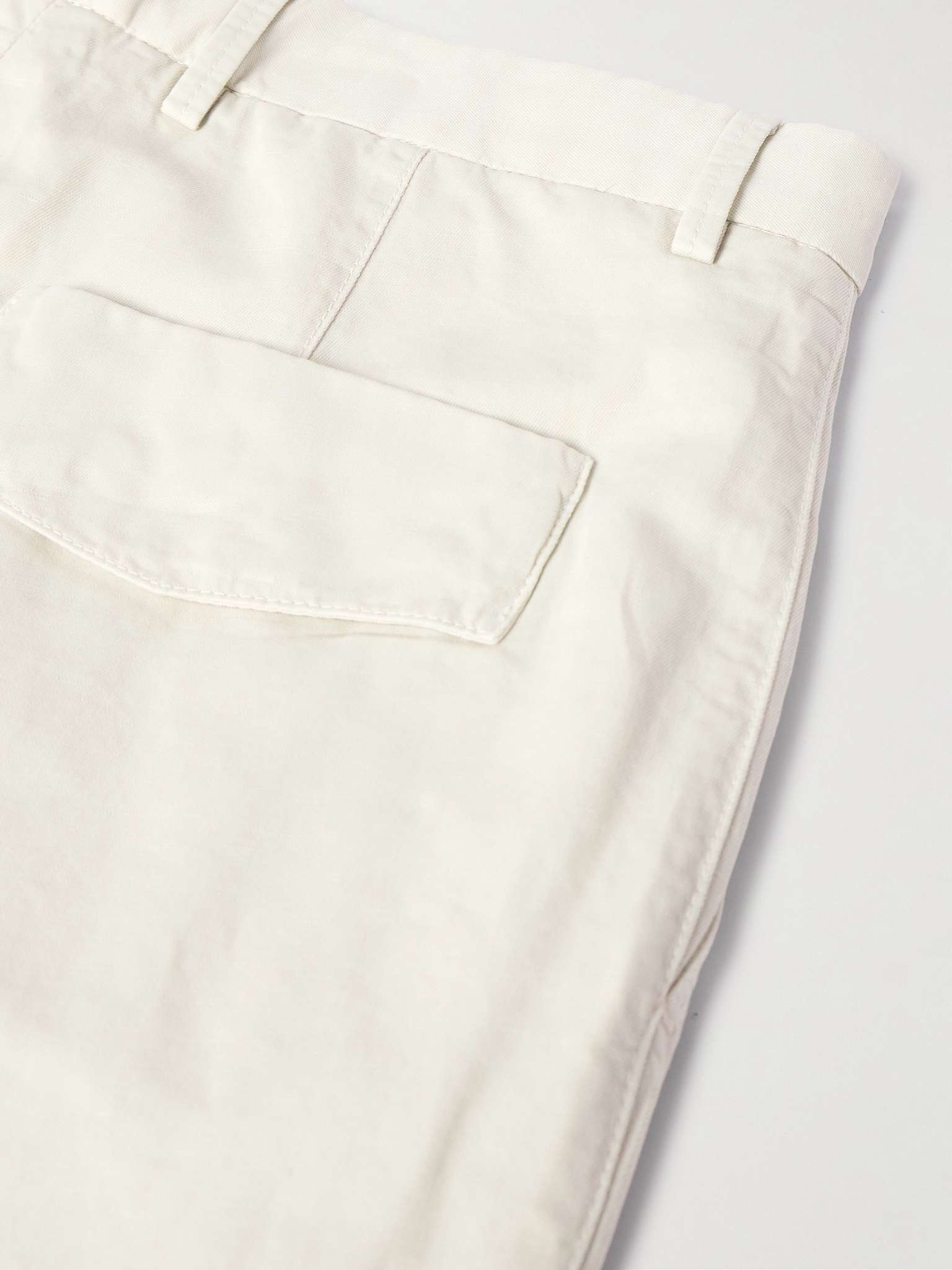 Straight-Leg Pleated Cotton and Linen-Blend Twill Shorts - 5