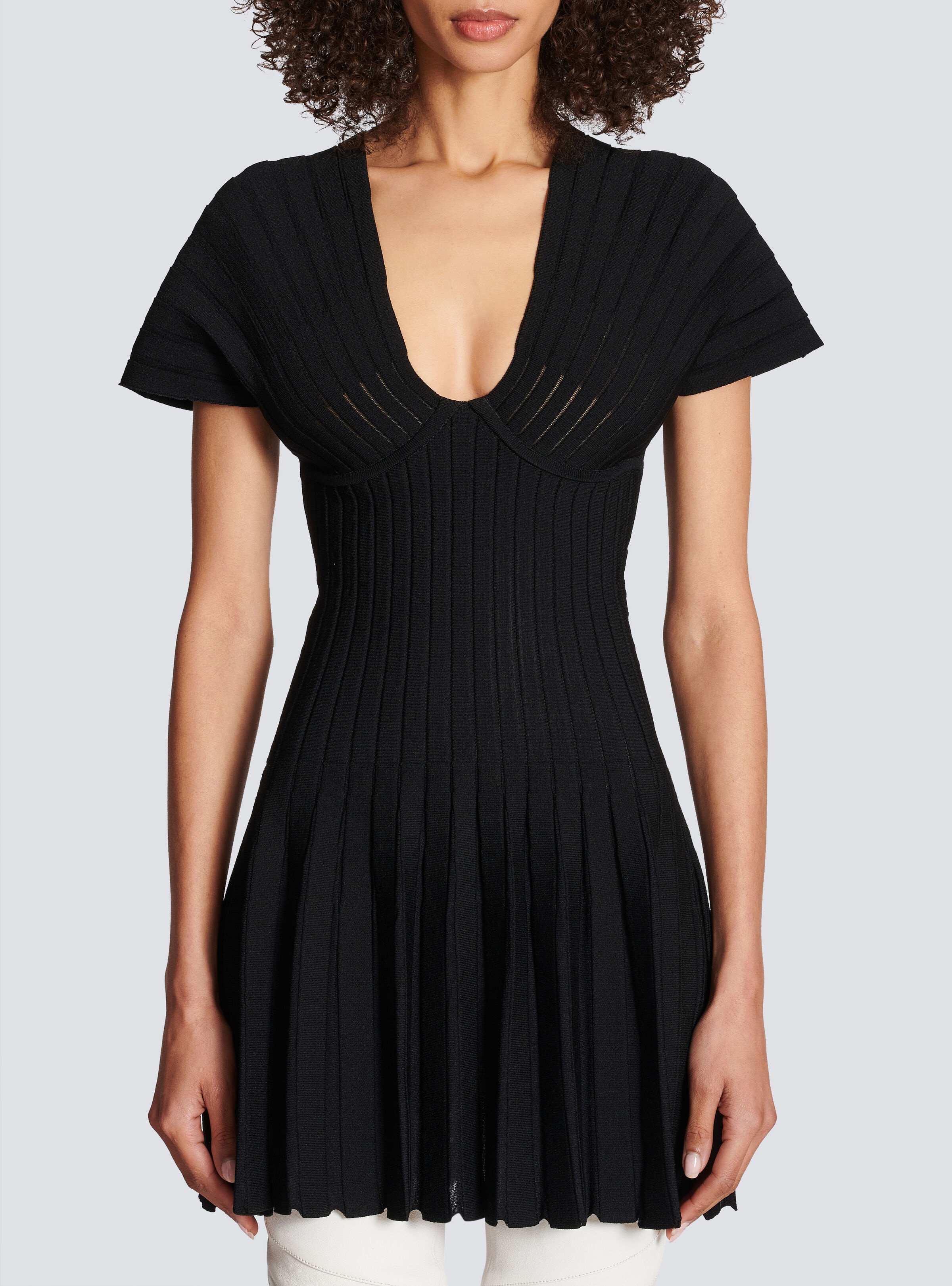 Short pleated knit dress - 5
