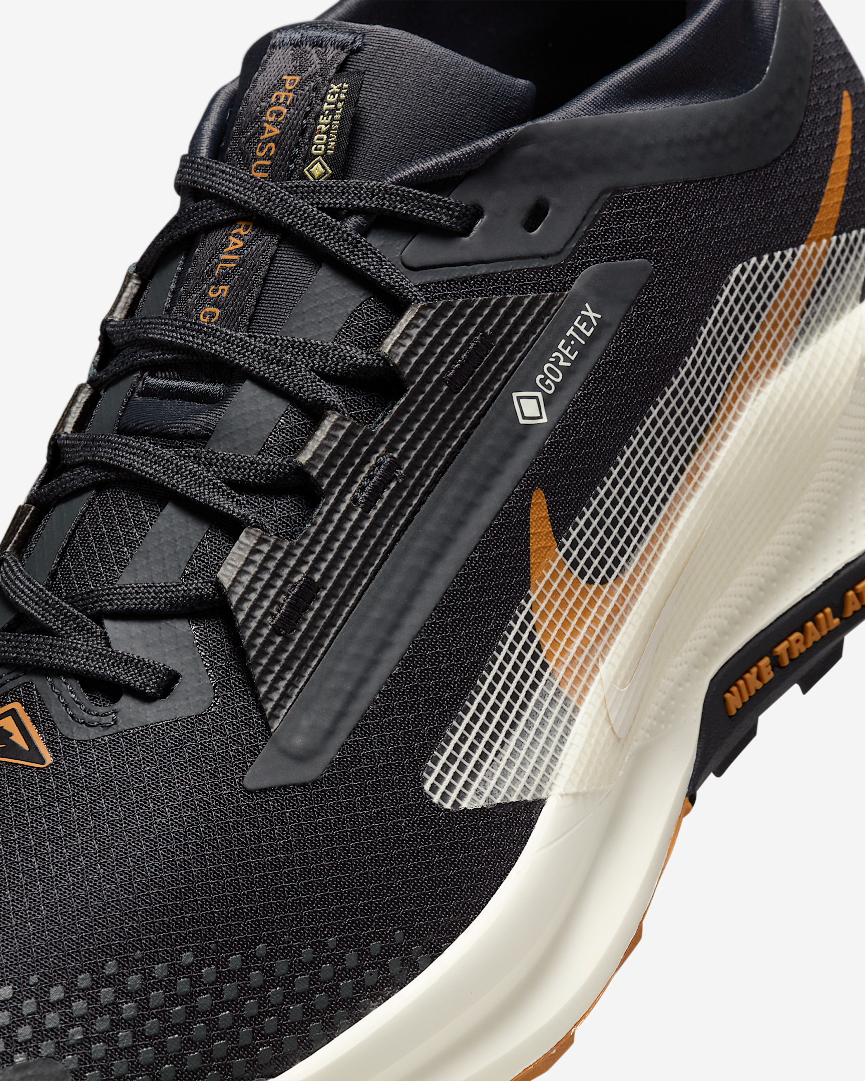 Nike Pegasus Trail 5 GORE-TEX Men's Waterproof Trail Running Shoes - 7