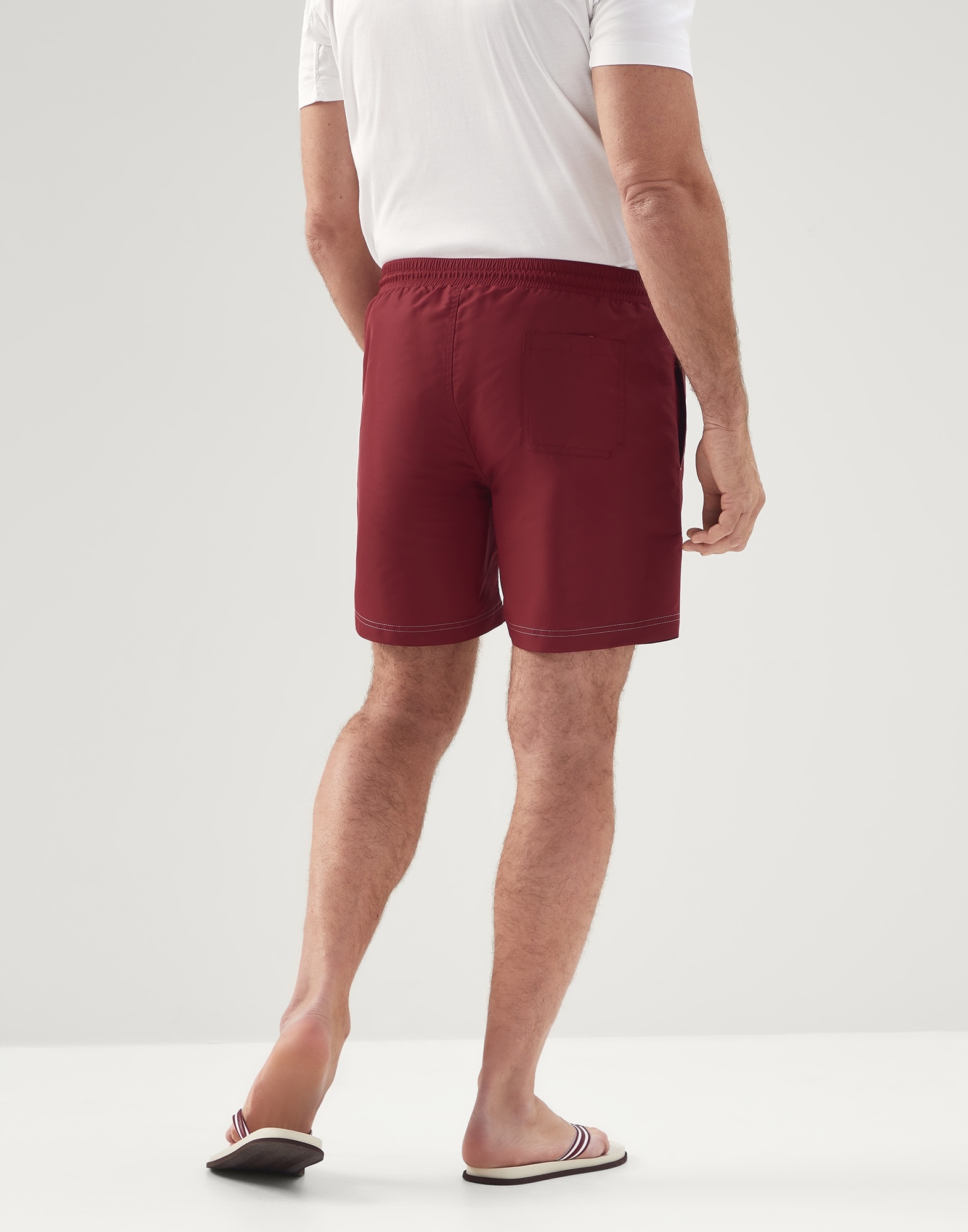 Swim shorts with contrast stitching - 3
