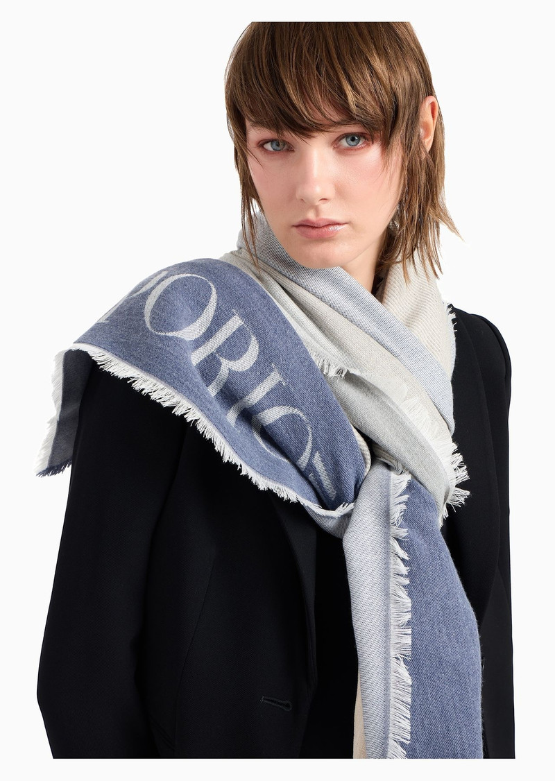 Stole with multicoloured vertical bands 3