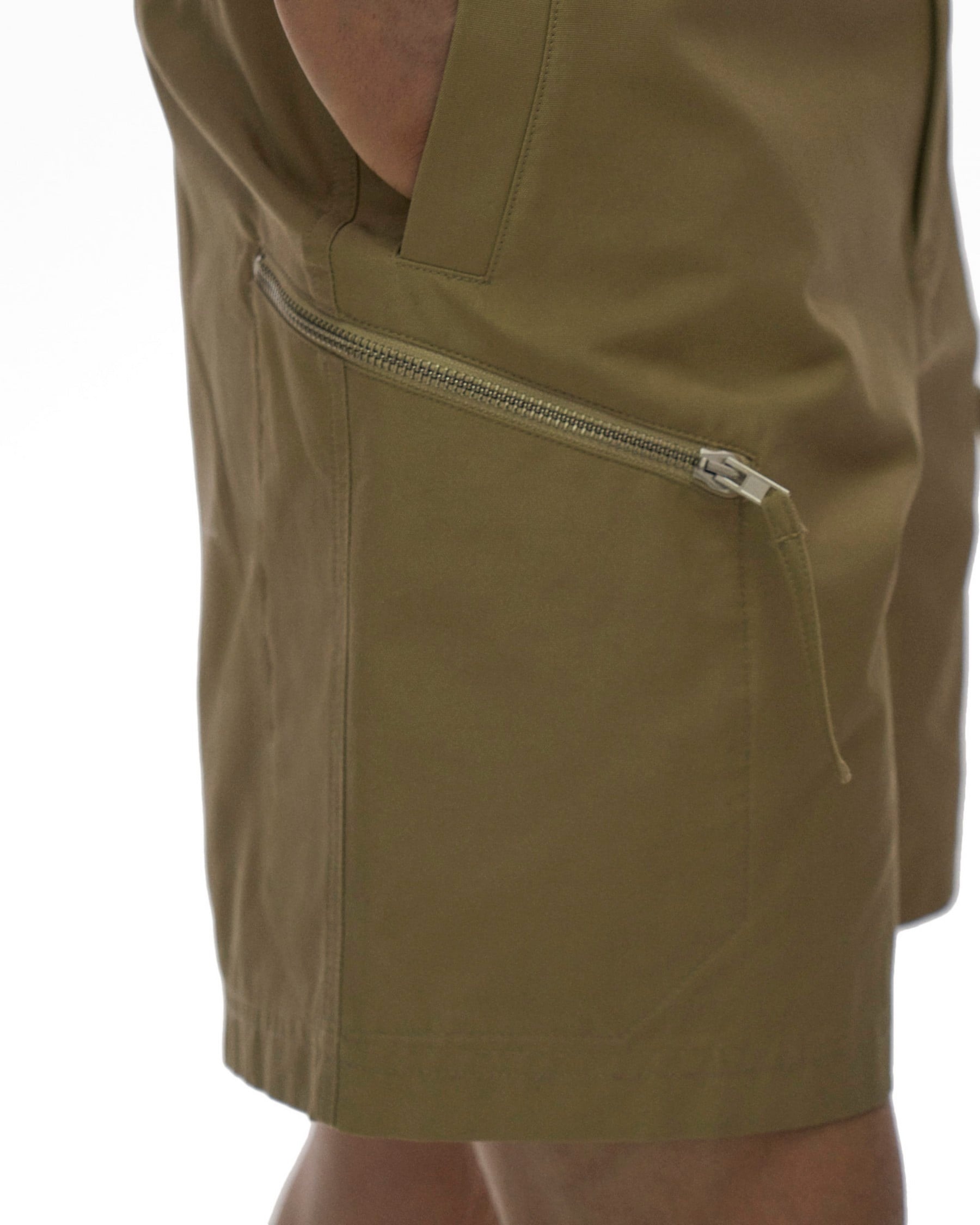 ZIP SHORT - 7