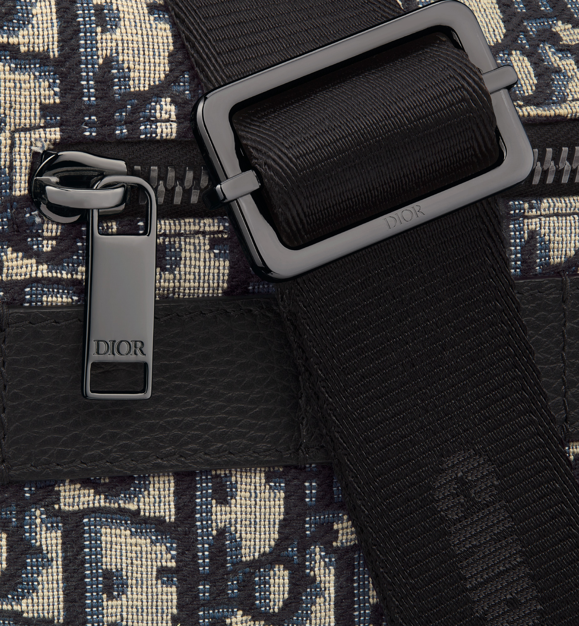 Maxi Safari Bag with Strap - 6